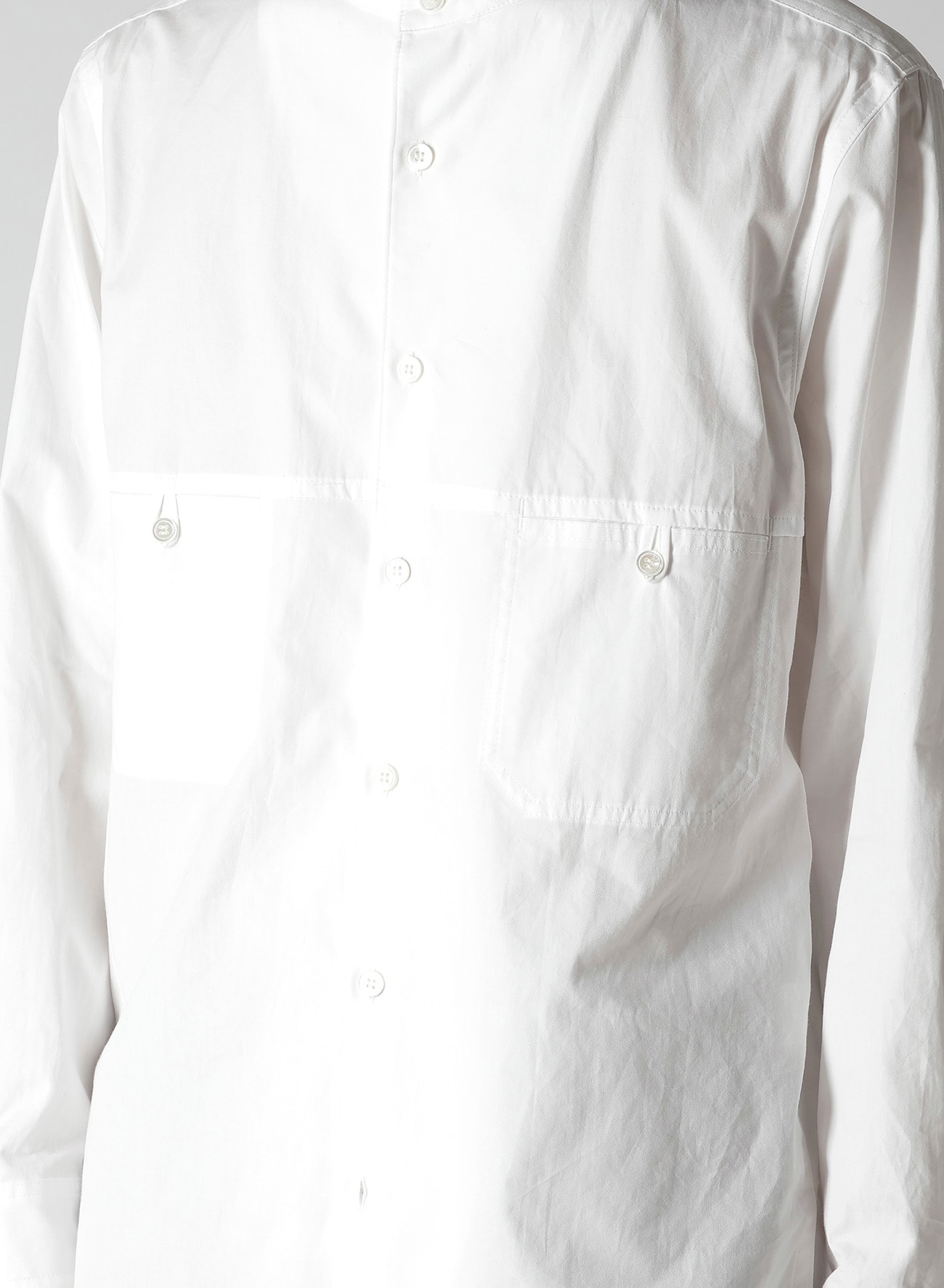 80/2 BROAD CHEST-PANELED STAND-COLLAR BLOUSE