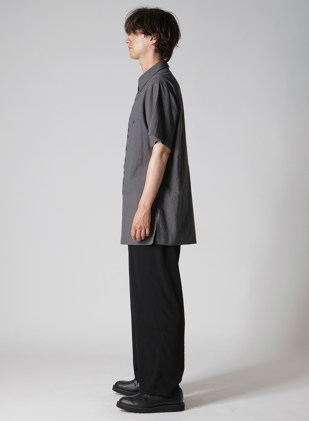 60 WRINKLE LAWN SHORT SLEEVE SHIRT WITH RANDOM BUTTONS