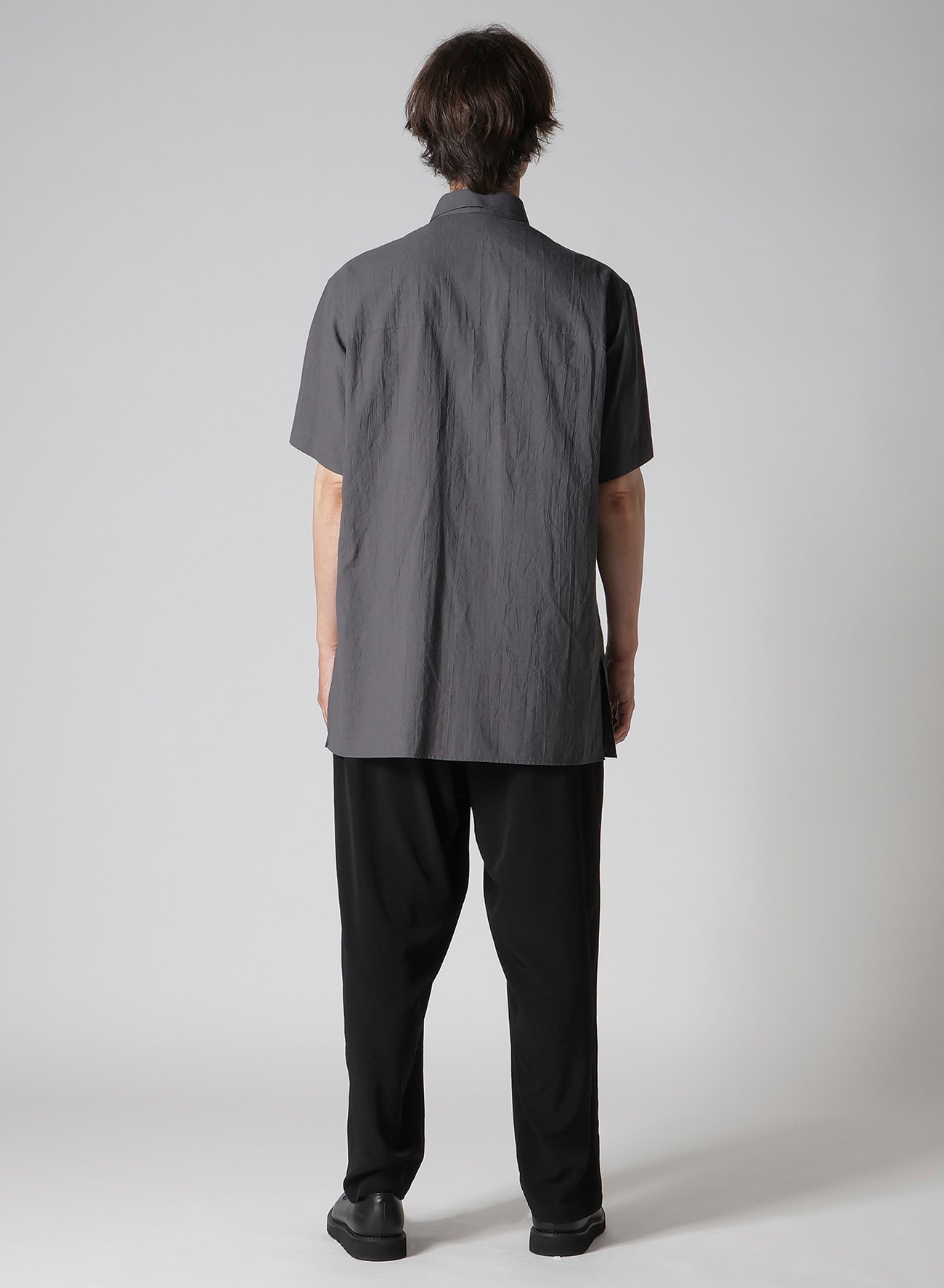 60 WRINKLE LAWN SHORT SLEEVE SHIRT WITH RANDOM BUTTONS