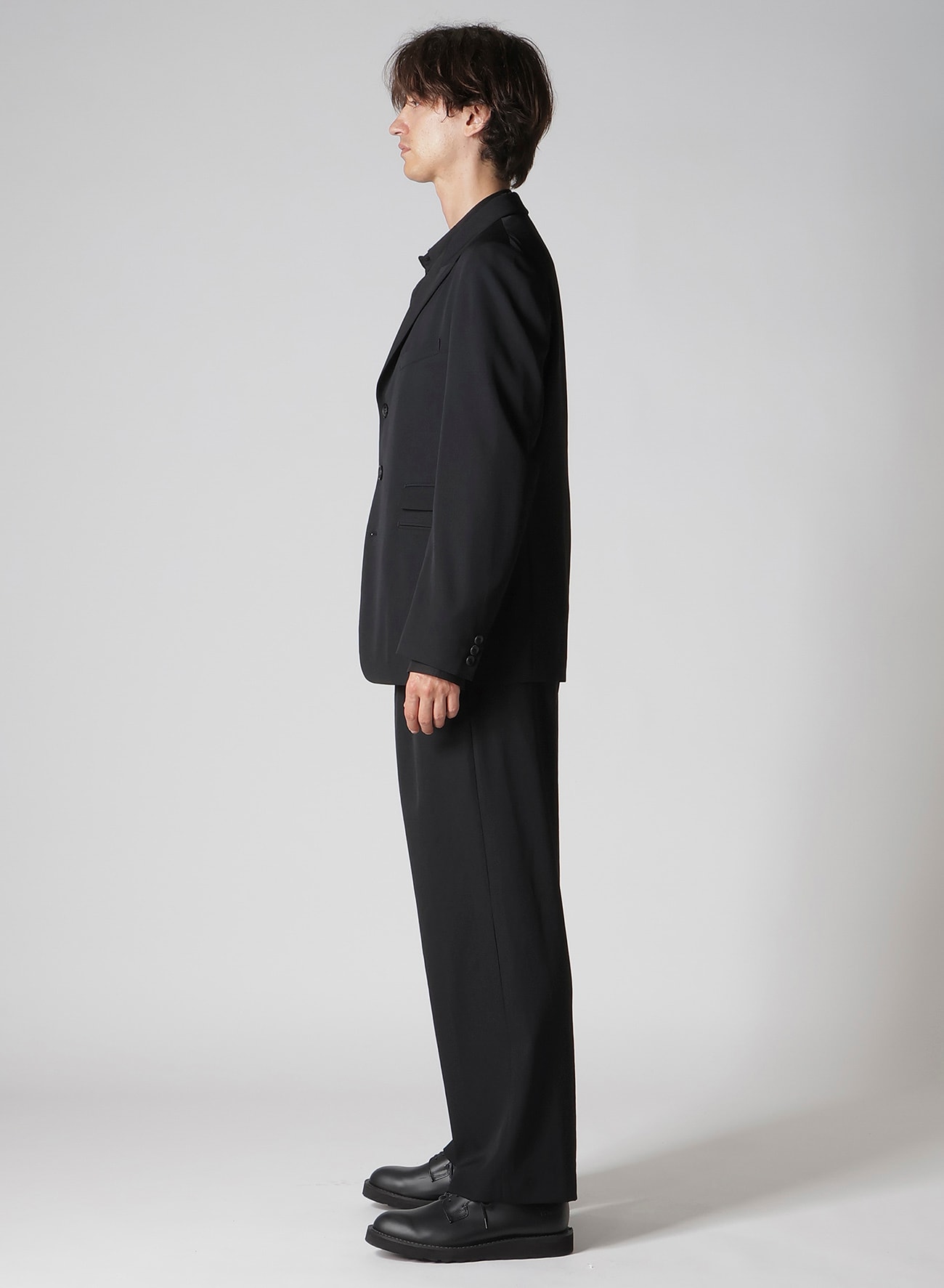 WOOL GABARDINE PEACKED LAPEL 2-BUTTON JACKET