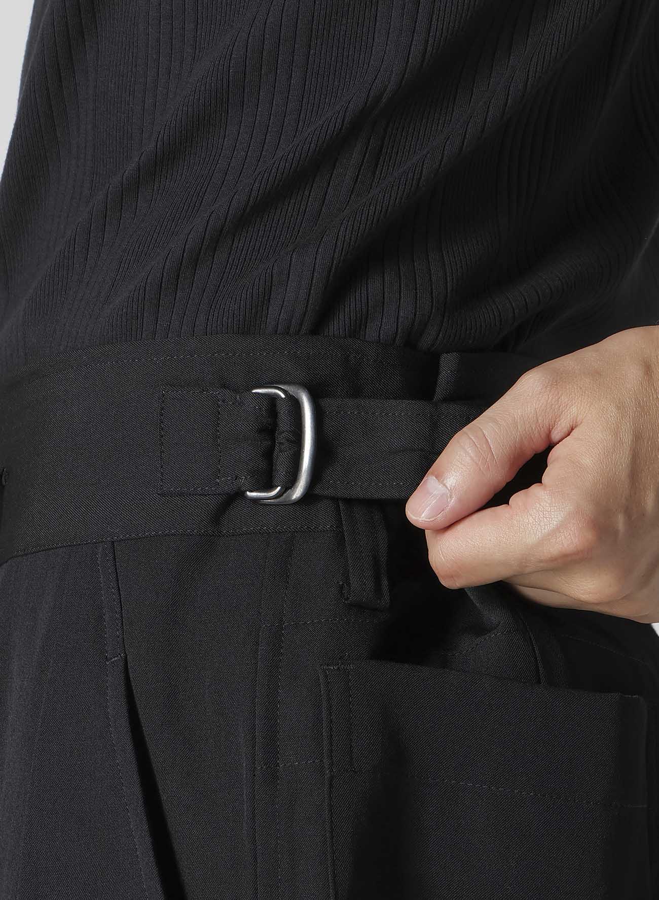 WOOL GABARDINE SHORT PANTS