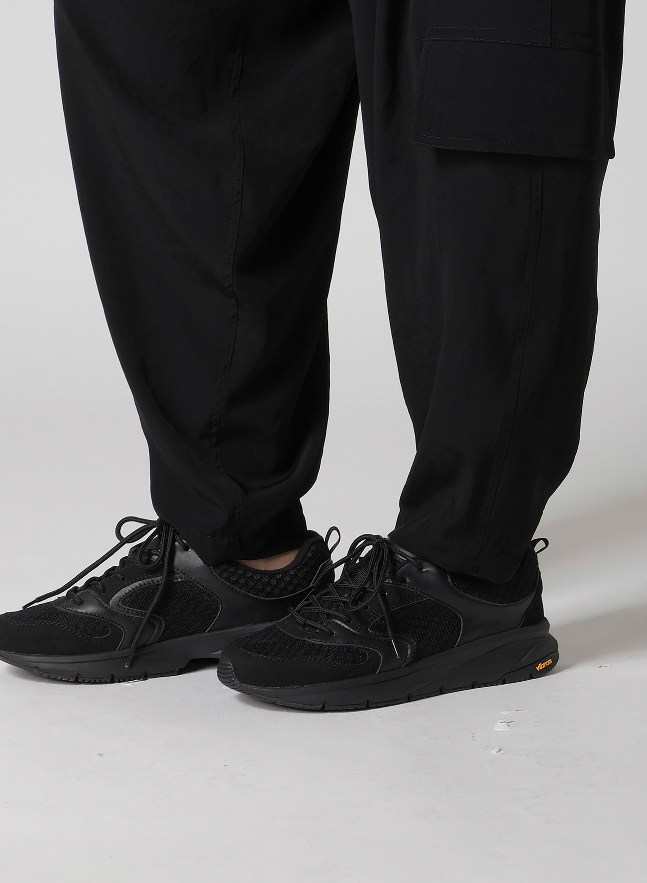 TA TUXEDO DOBBY PANTS