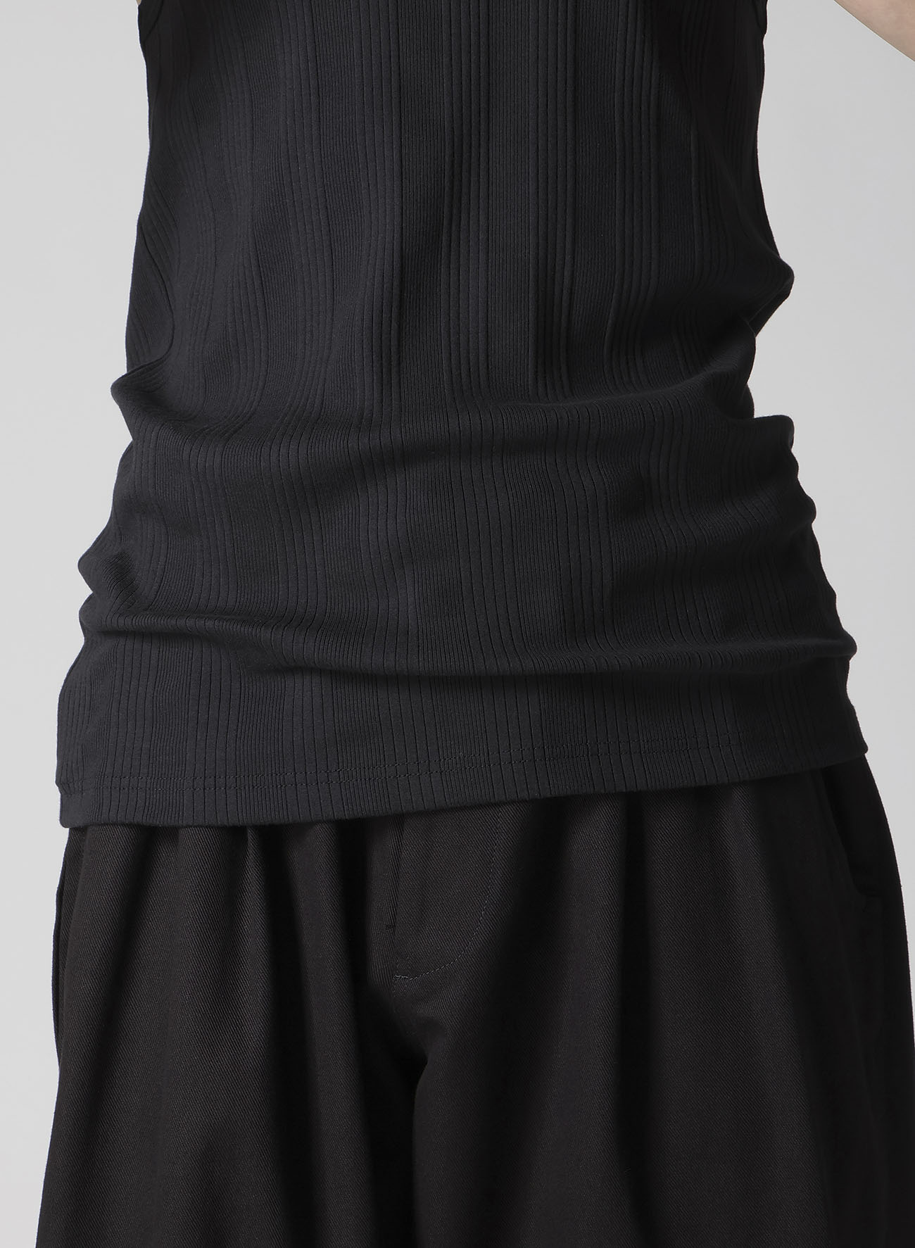 RANDOM STRETCH RIB TANK TOP