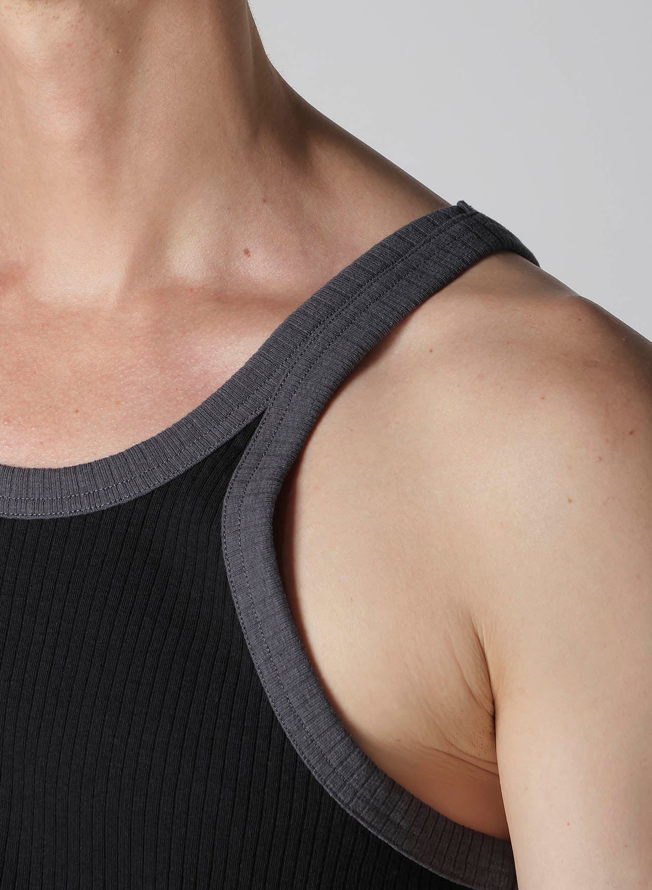 COLOR PANEL RIB TANK TOP