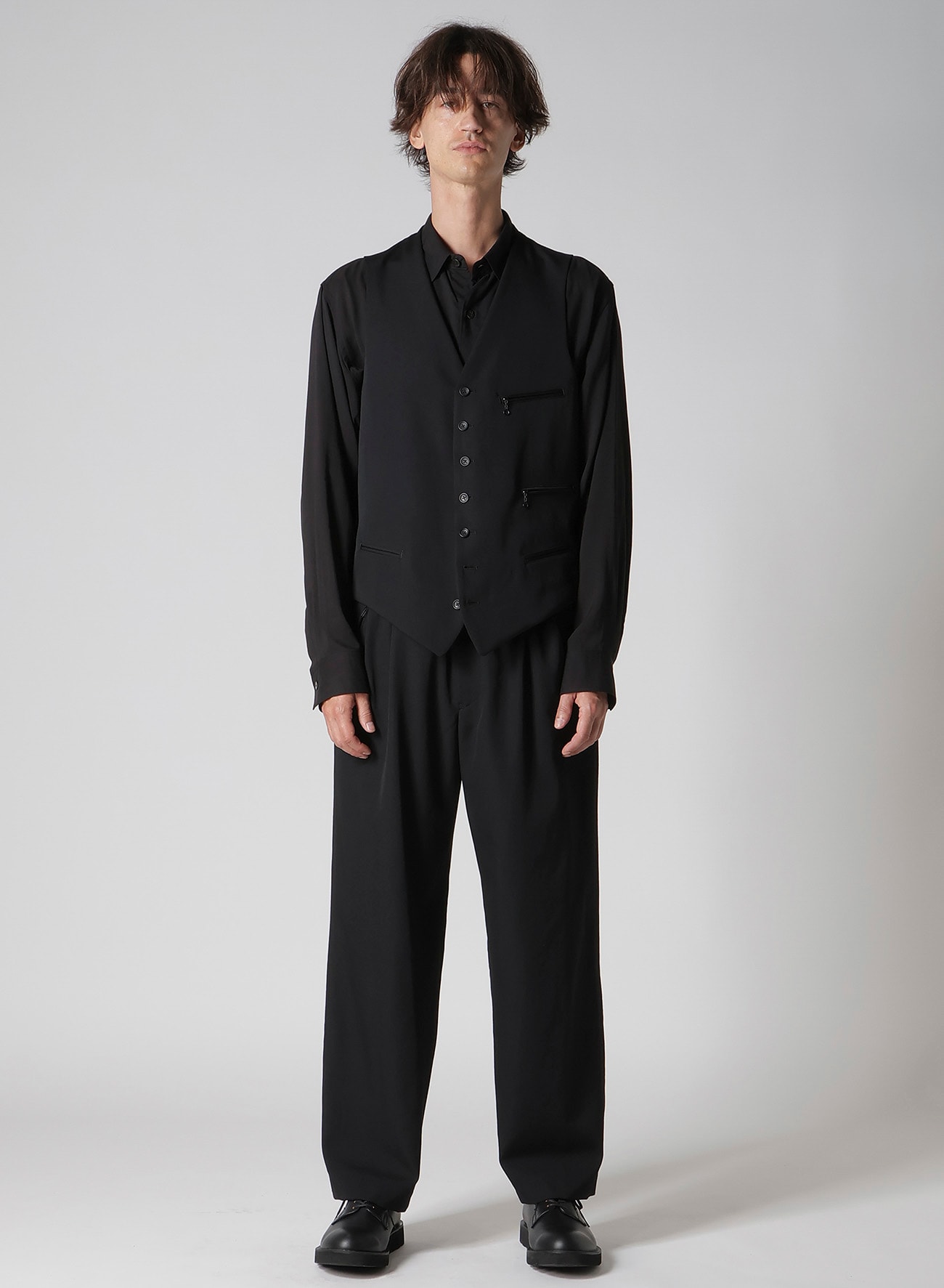 WOOL GABARDINE ZIP POCKET VEST