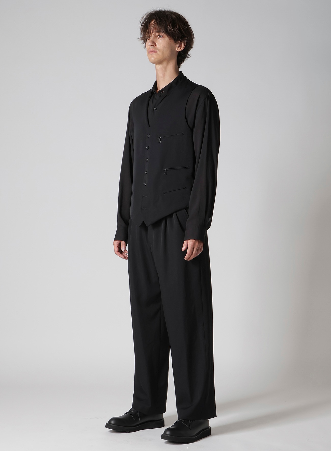 WOOL GABARDINE ZIP POCKET VEST