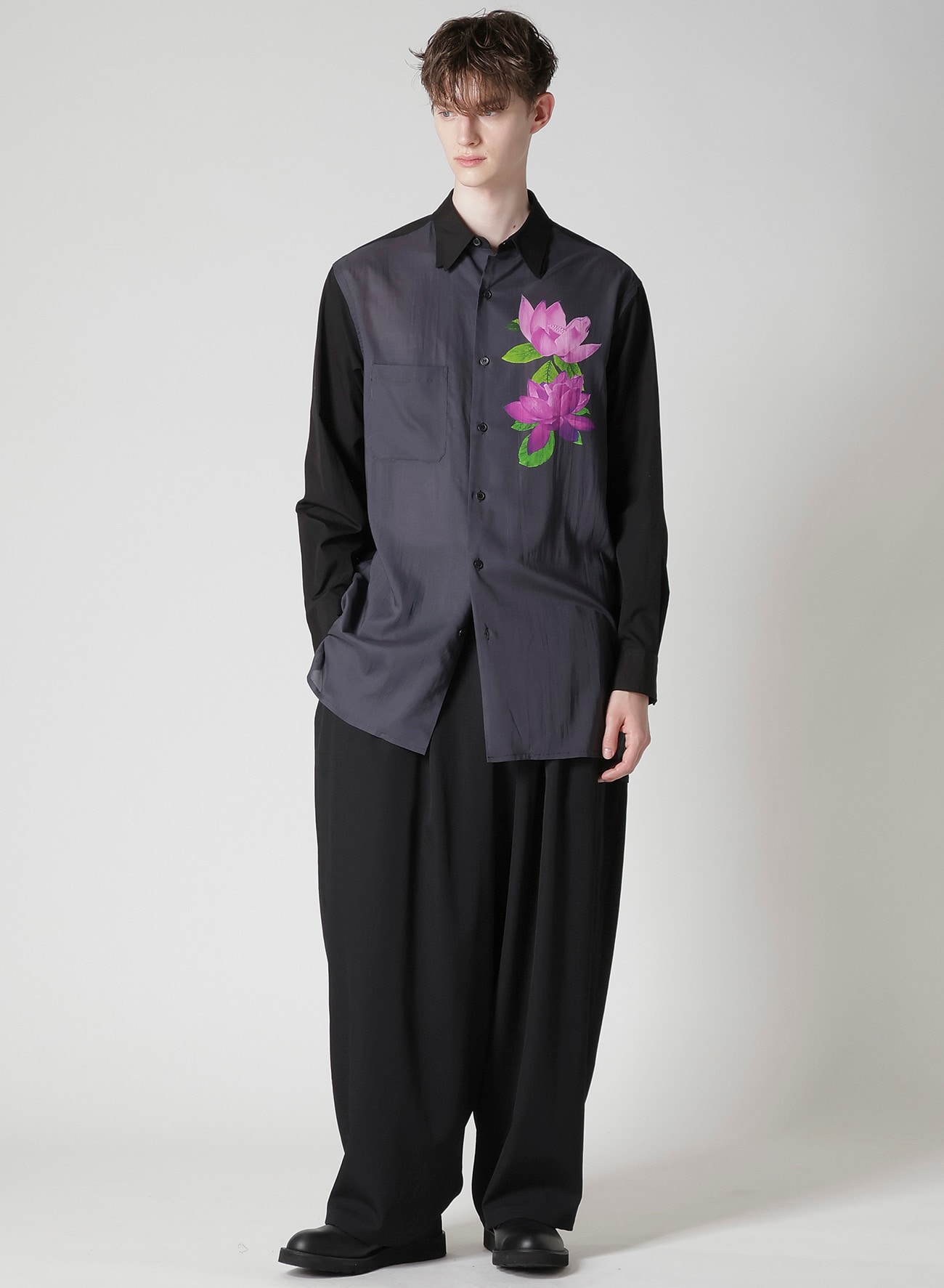 DOUBLE-COLLAR SHIRT IN BROAD AND CELLULOSE GRAY LOTUS