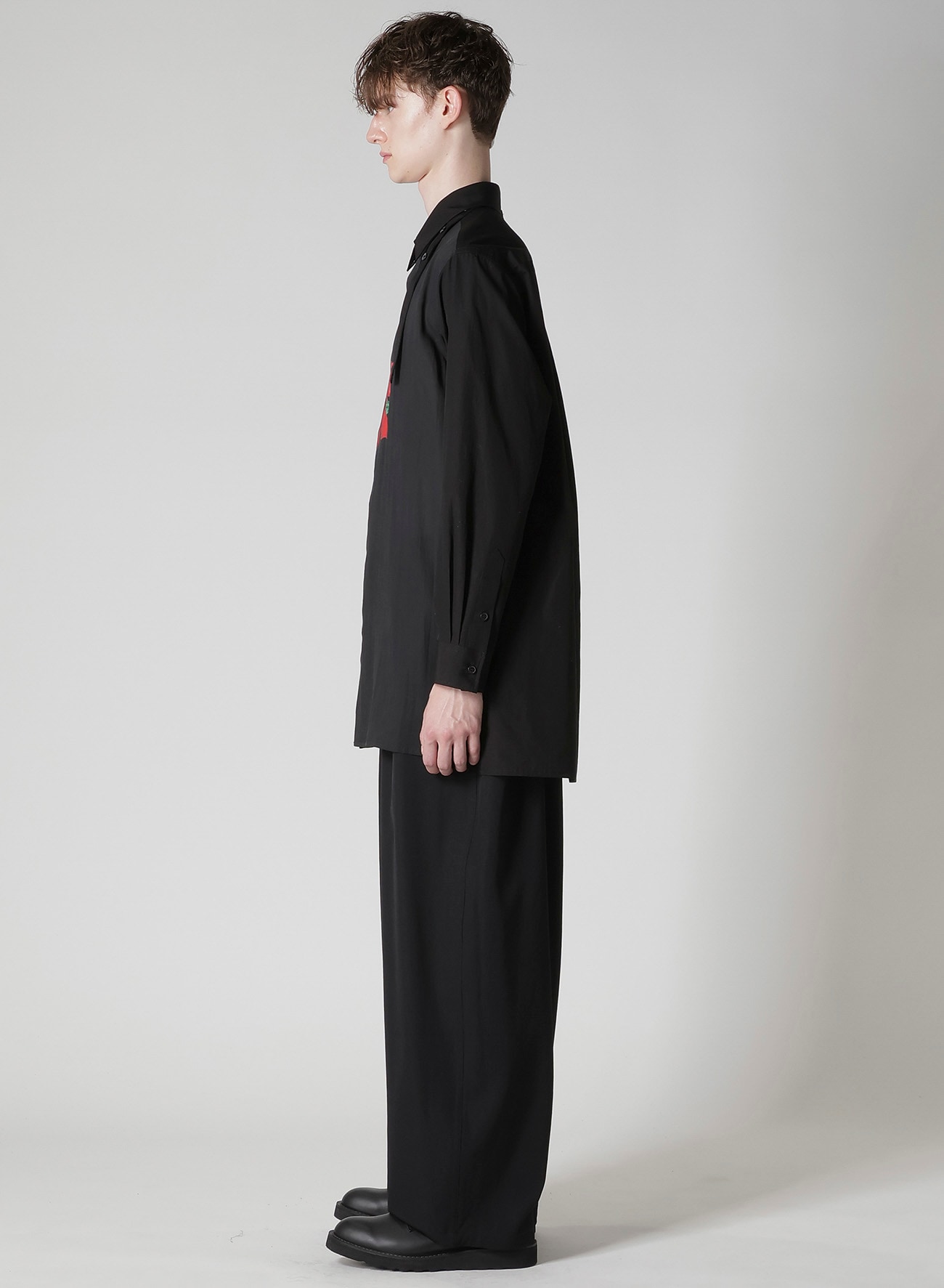 OVERSIZED SILHOUETTE SHIRT IN BROAD AND CELLULOSE BLACK DAHLIA