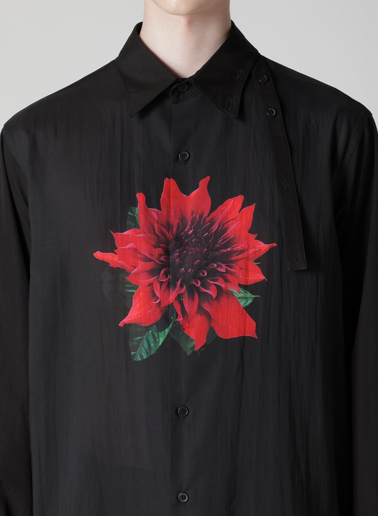 OVERSIZED SILHOUETTE SHIRT IN BROAD AND CELLULOSE BLACK DAHLIA