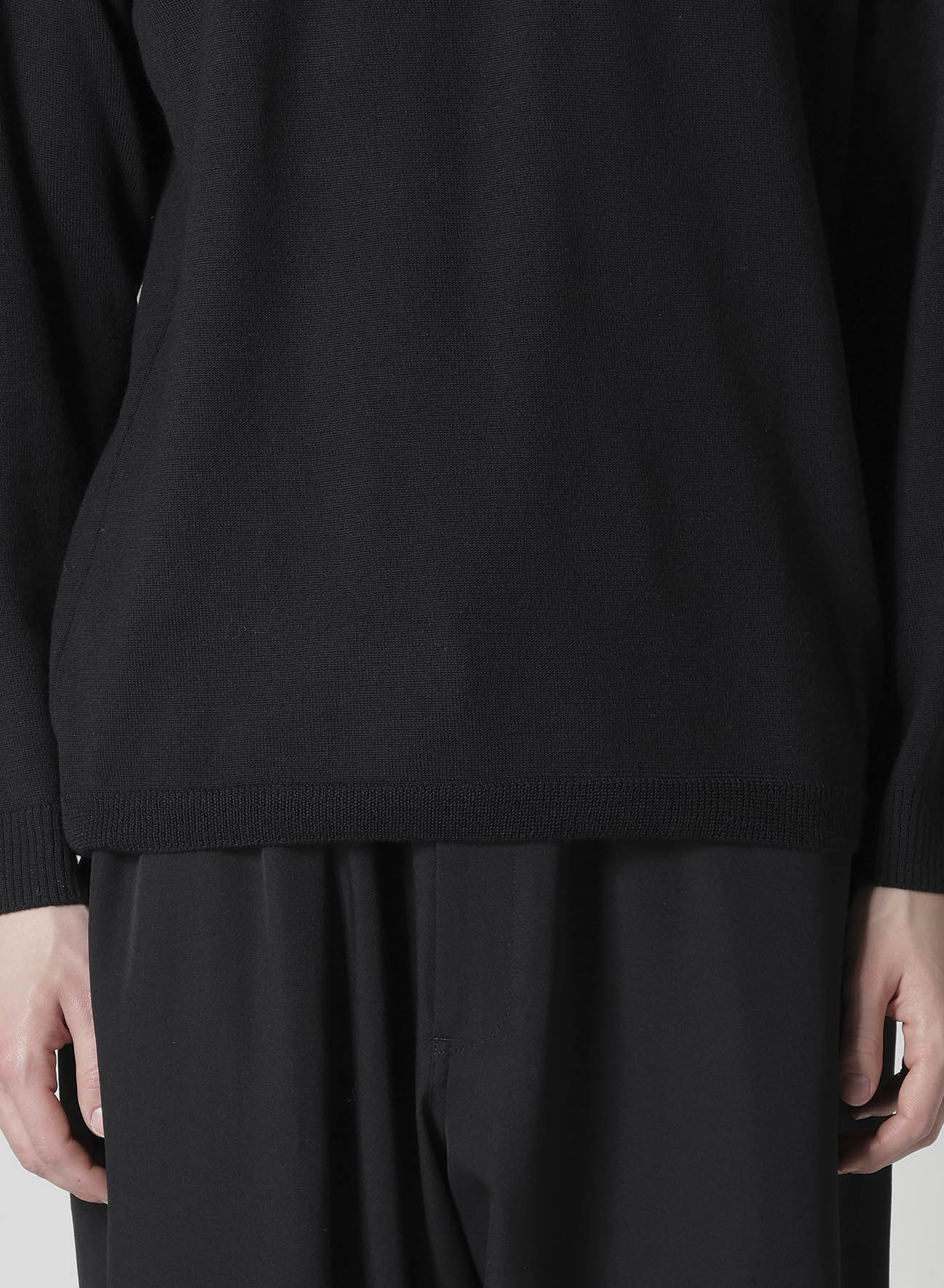 12G1P PLAIN STITCH ROUND NECK PULLOVER