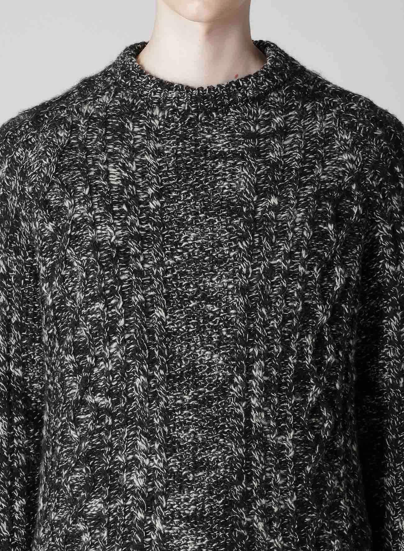 ARAN KNIT ROUND NECK PULLOVER