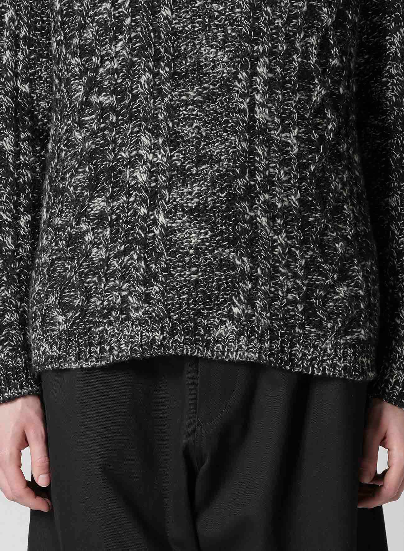 ARAN KNIT ROUND NECK PULLOVER