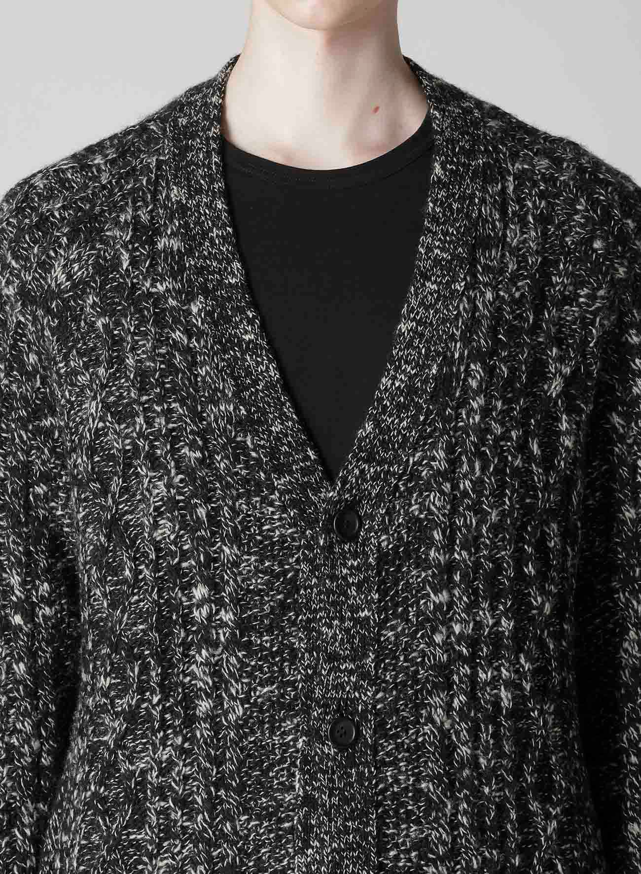 ARAN KNIT V-NECK CARDIGAN