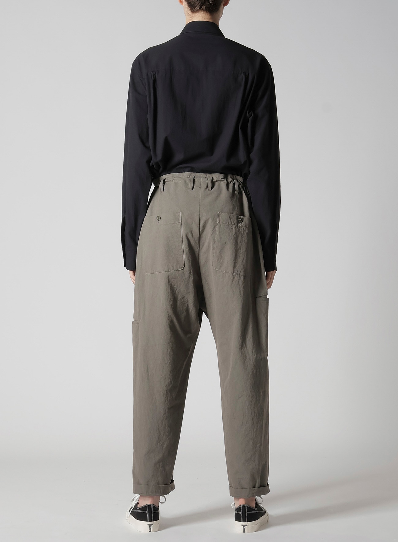 【1/11 10:00 Release】COTTON POPLIN PANTS WITH RIGHT AND LEFT LEG POCKETS