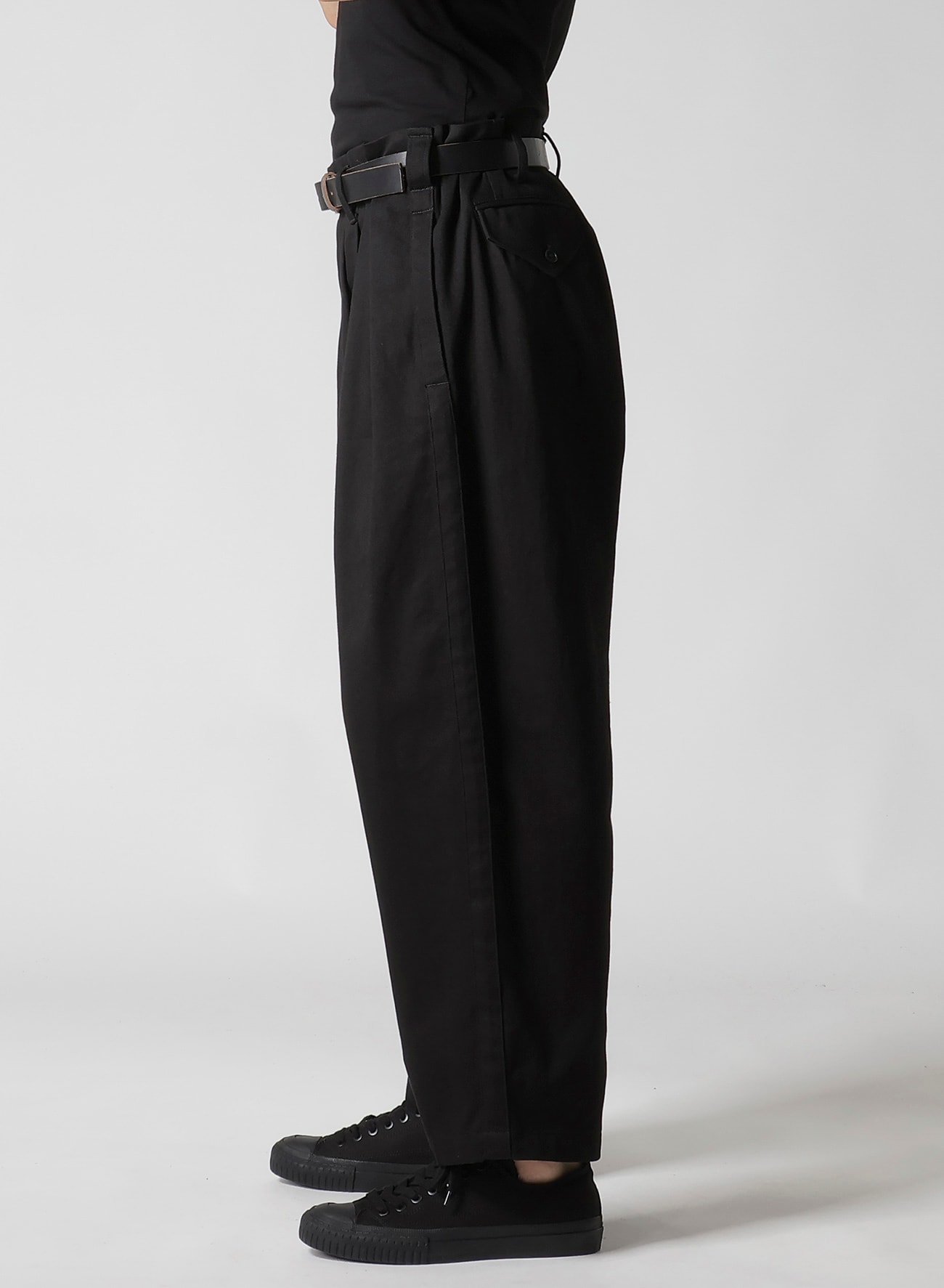 【12/6 10:00 Release】KATSURAGI PANTS WITH SIDE TAPE DETAIL