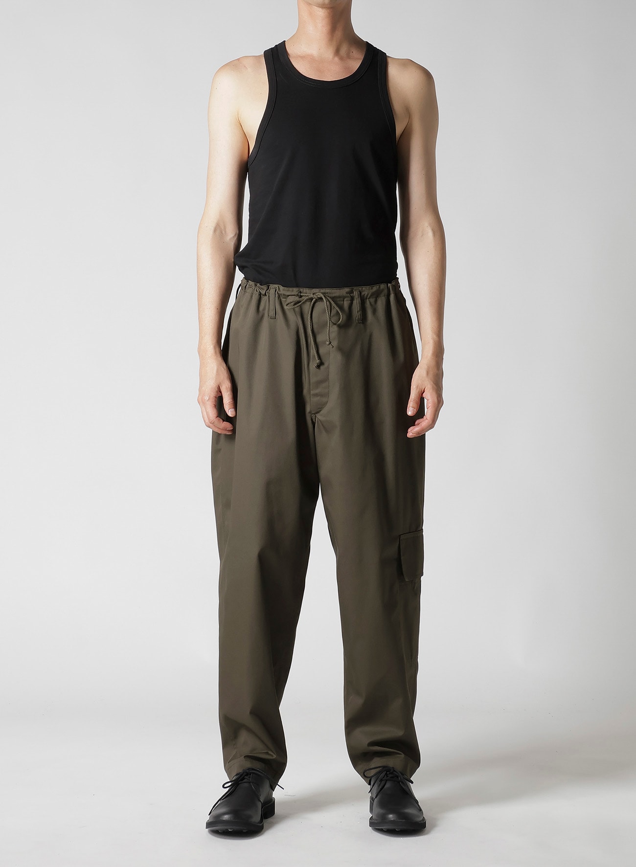 T/C TWILL PANTS WITH  SIDE SEAM TUCK