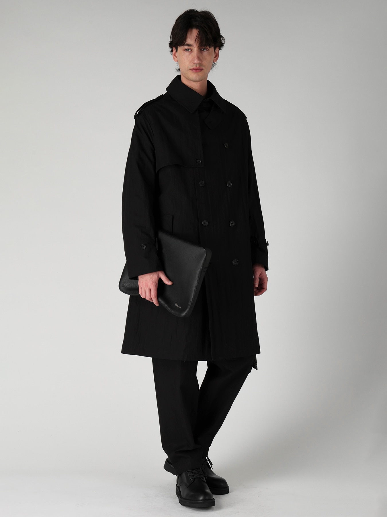 15-INCH LEATHER LAPTOP CASE