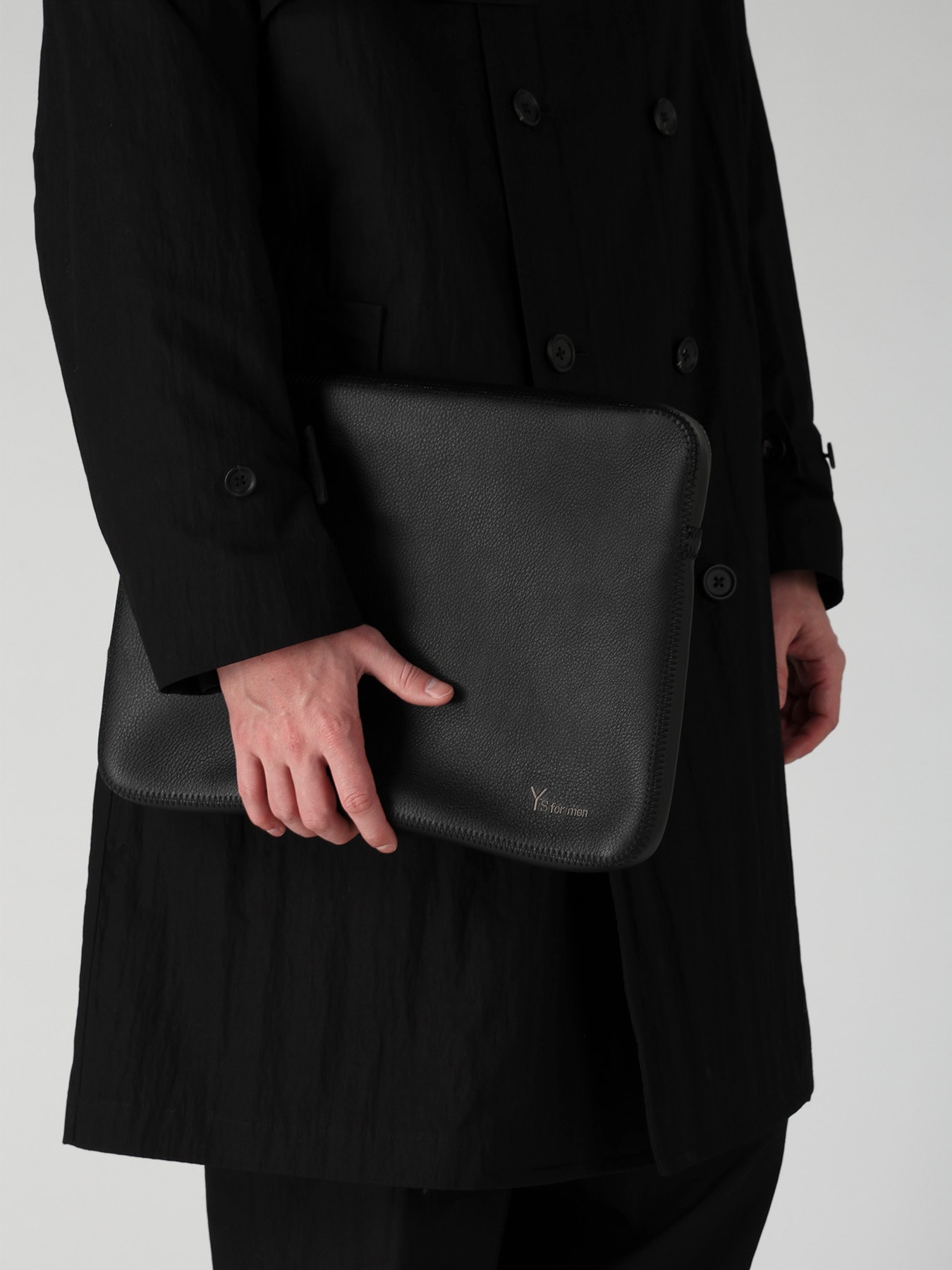 15-INCH LEATHER LAPTOP CASE