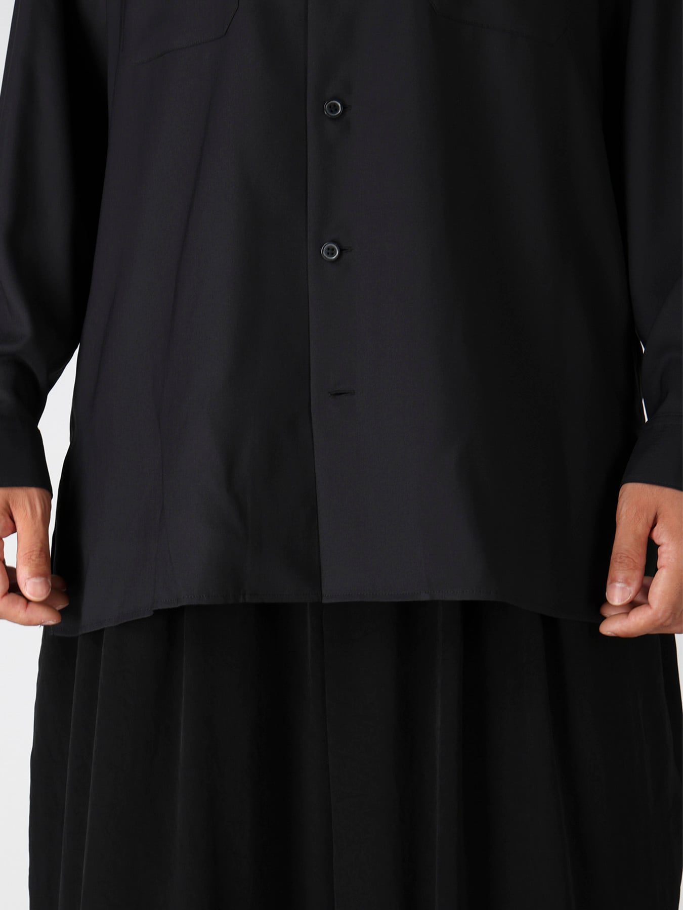 OPEN-COLLAR FLAP POCKET SHIRT