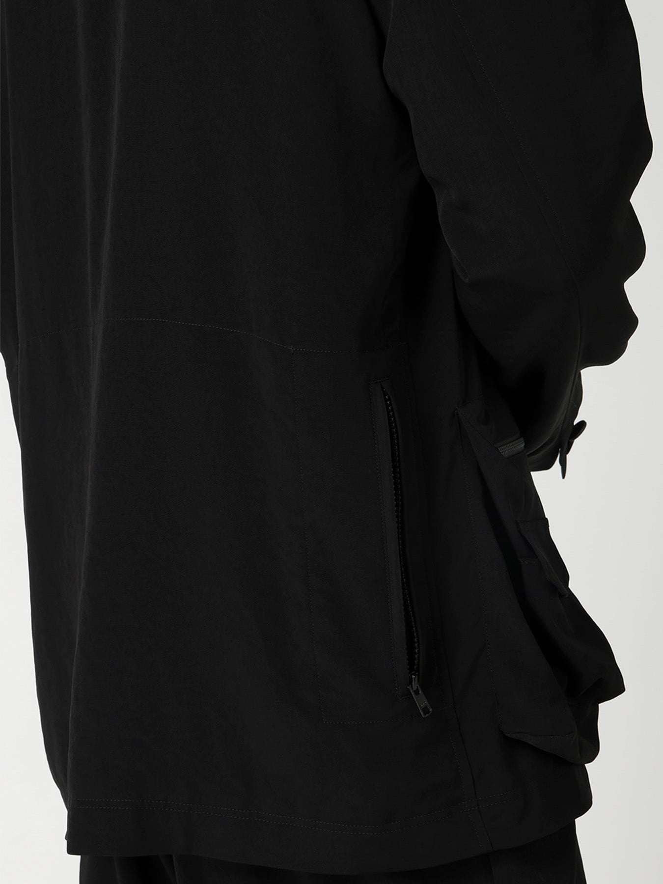 TA TUXEDO MULTI-POCKET JACKET