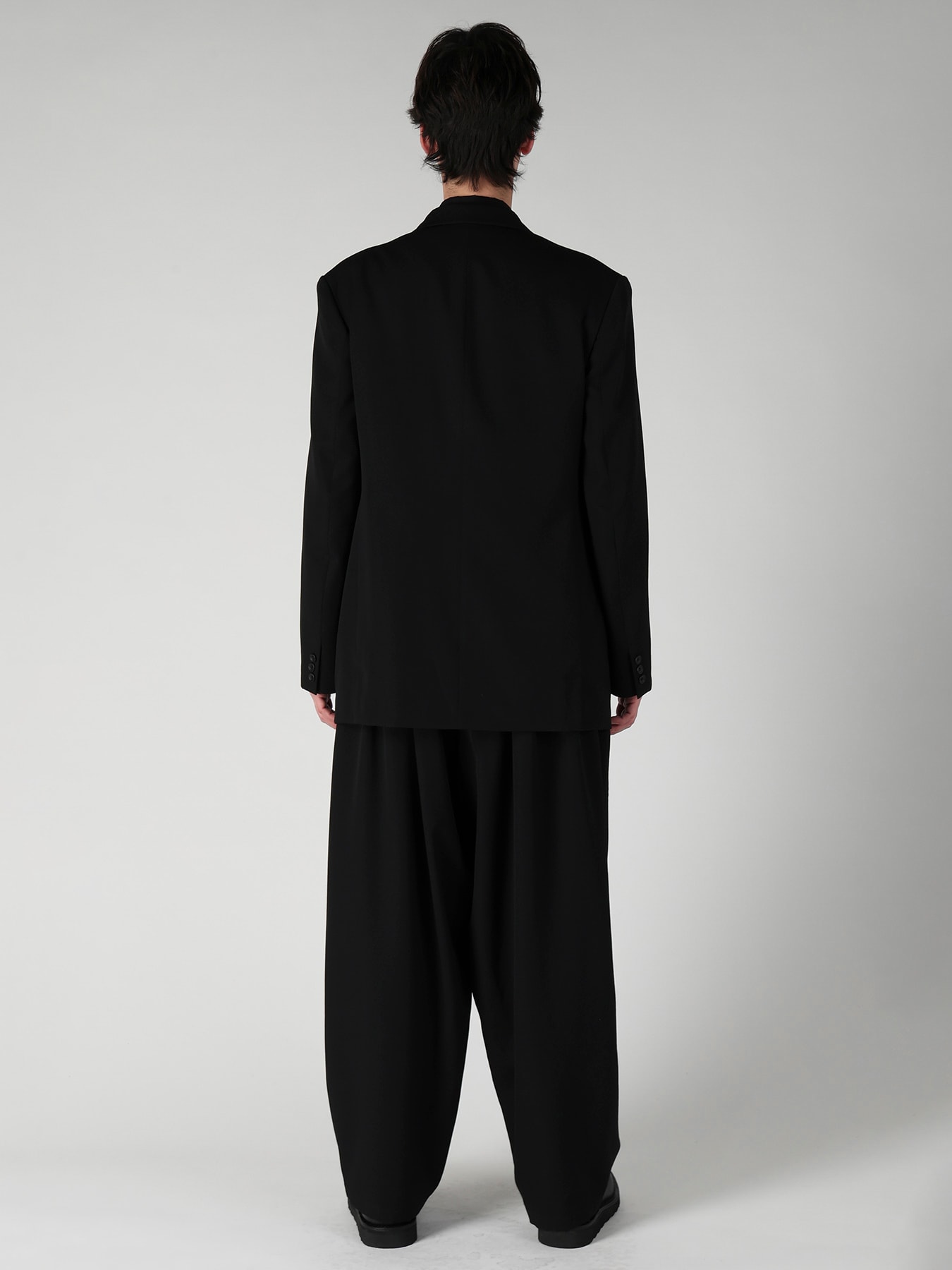 WOOL GABARDINE LEFT AND RIGHT CHANGE POCKET JACKET