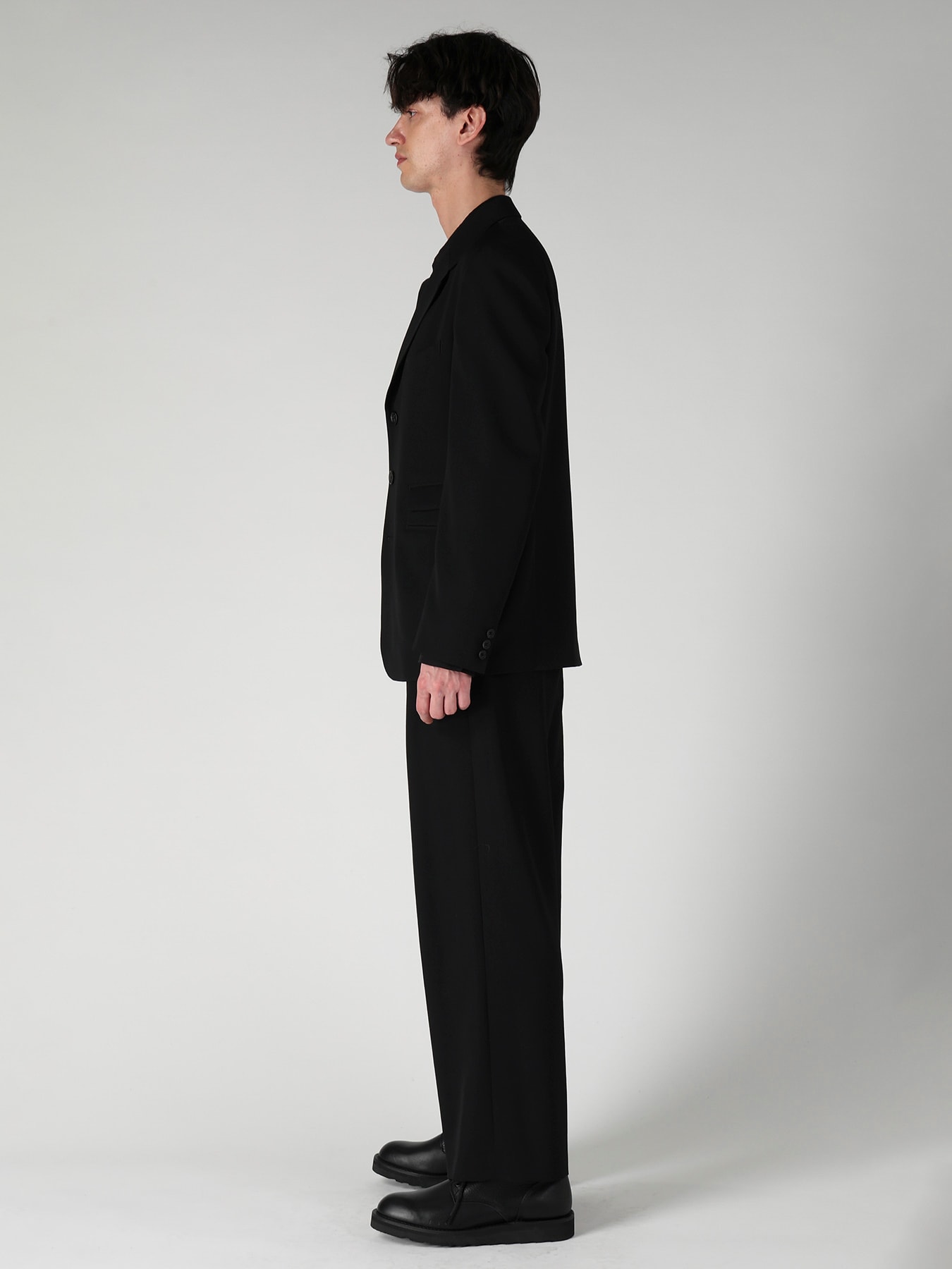 WOOL GABARDINE 3-BUTTON JACKET