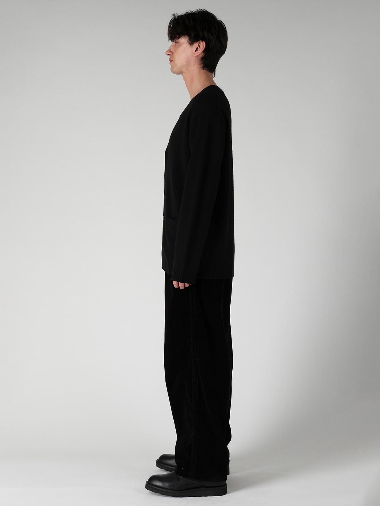 CASHMERE V-NECK CARDIGAN