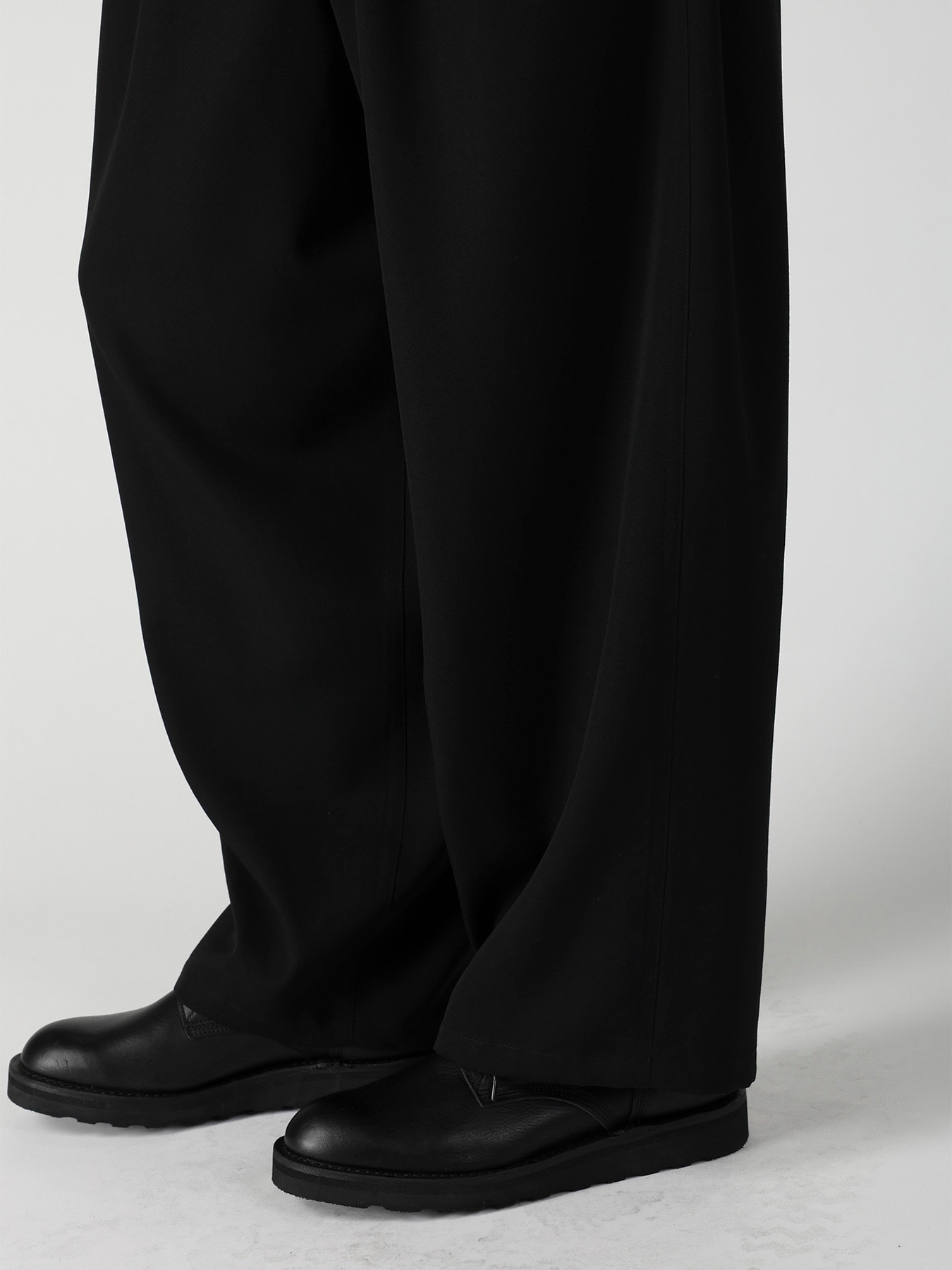 WOOL GABARDINE 12 TUCK PANTS