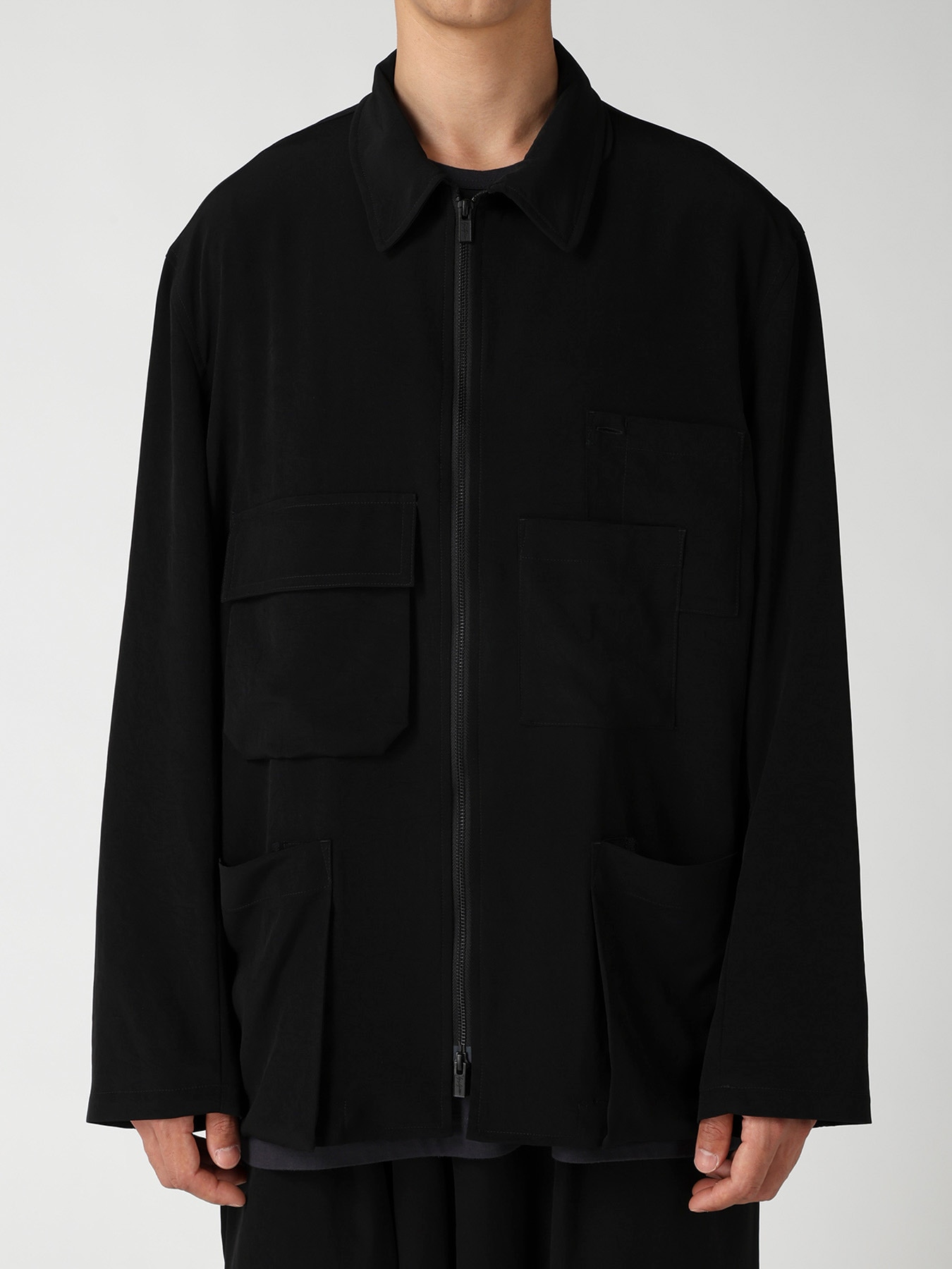 TA TUXEDO FRONT ZIP MULTI-POCKET BLOUSON