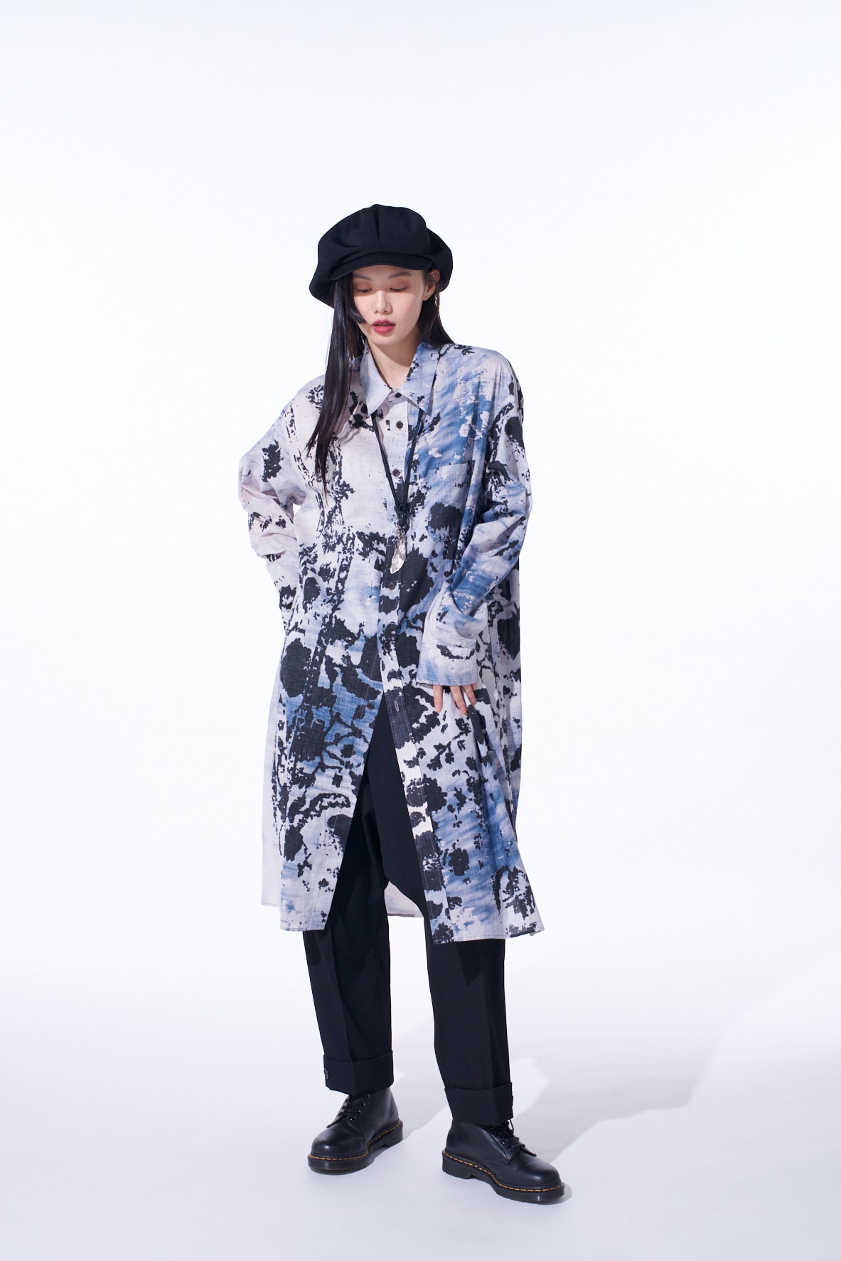 FLORAL PRINT BUTTON SLITS LONG SHIRT