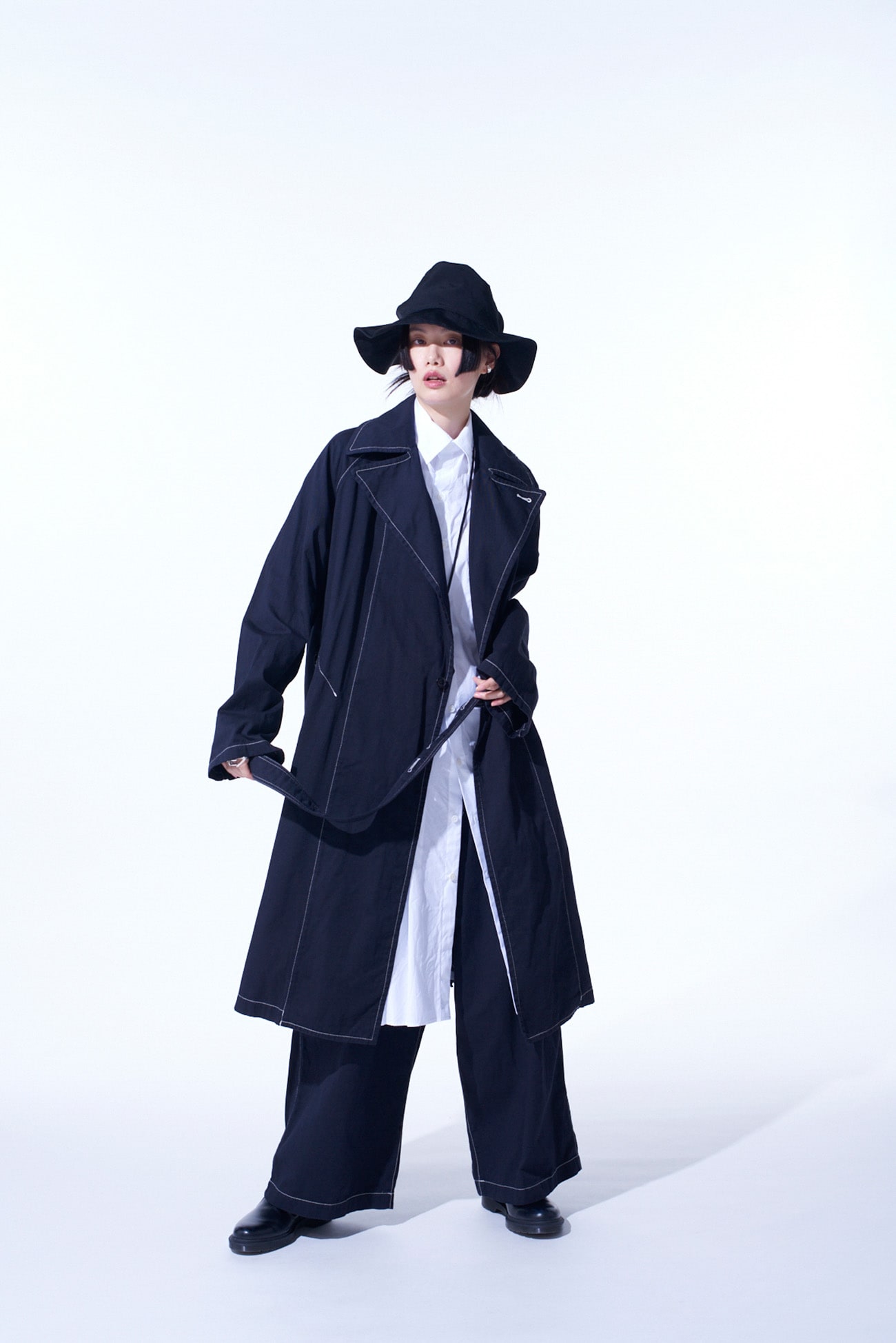 COTTON TWILL GARMENT DYED TIE-LOCKEN COAT