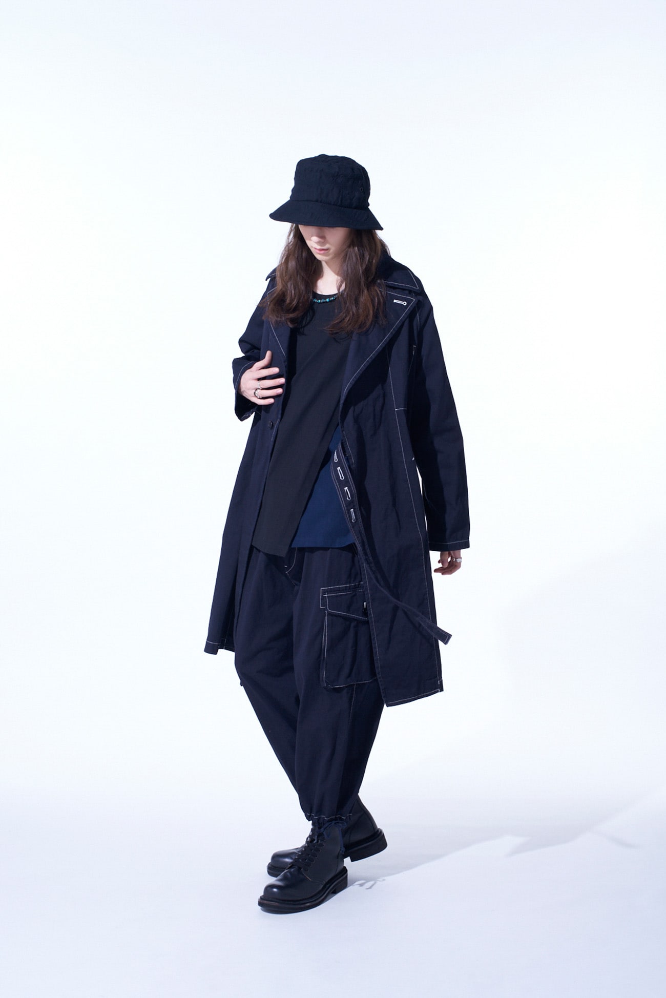 COTTON TWILL GARMENT DYED TIE-LOCKEN COAT