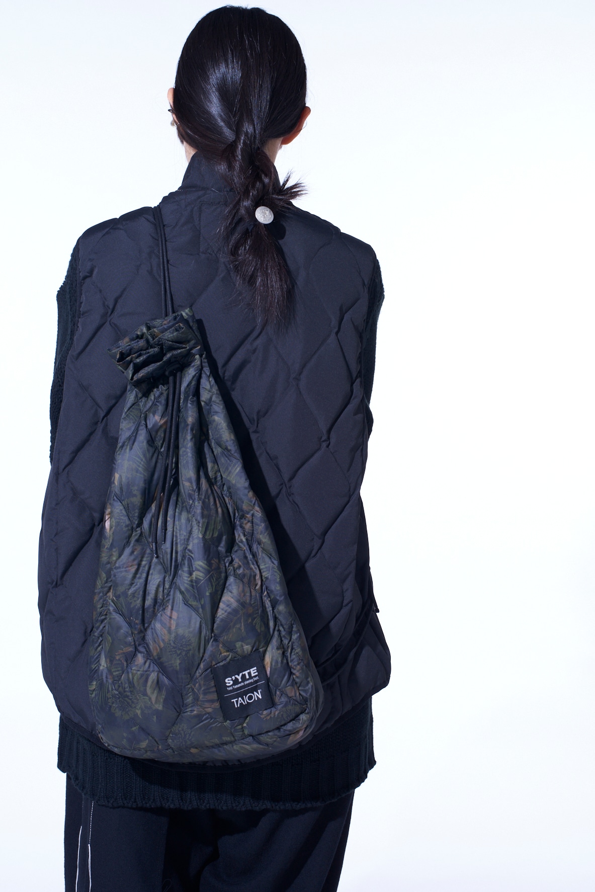 【11/21 12:00 Release】【S'YTE X TAION】DAHLIA CAMOUFLAGE QUILTED DOWN 2WAY MINI BONSACK