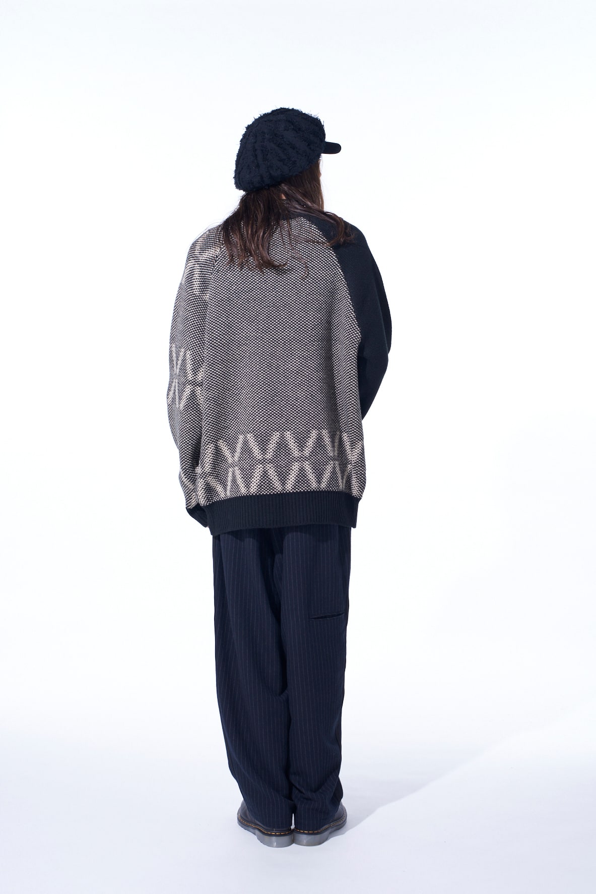 BULKY WOOL BIRDS EYE REVERSIBLE HIGH NECK KNIT