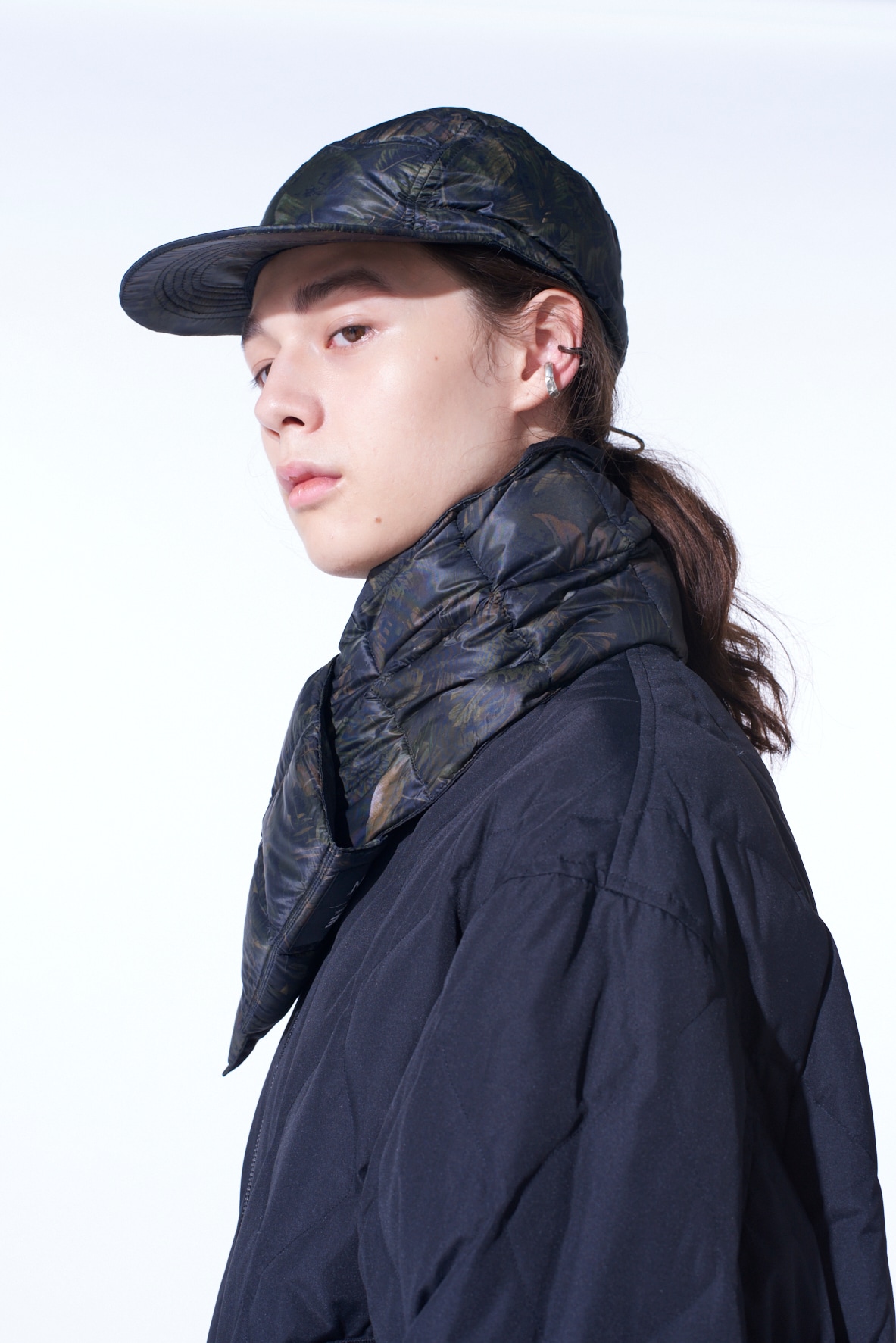 【11/21 12:00 Release】【S'YTE X TAION】DAHLIA CAMOUFLAGE QUILTED DOWN REVERSIBLE SCARF