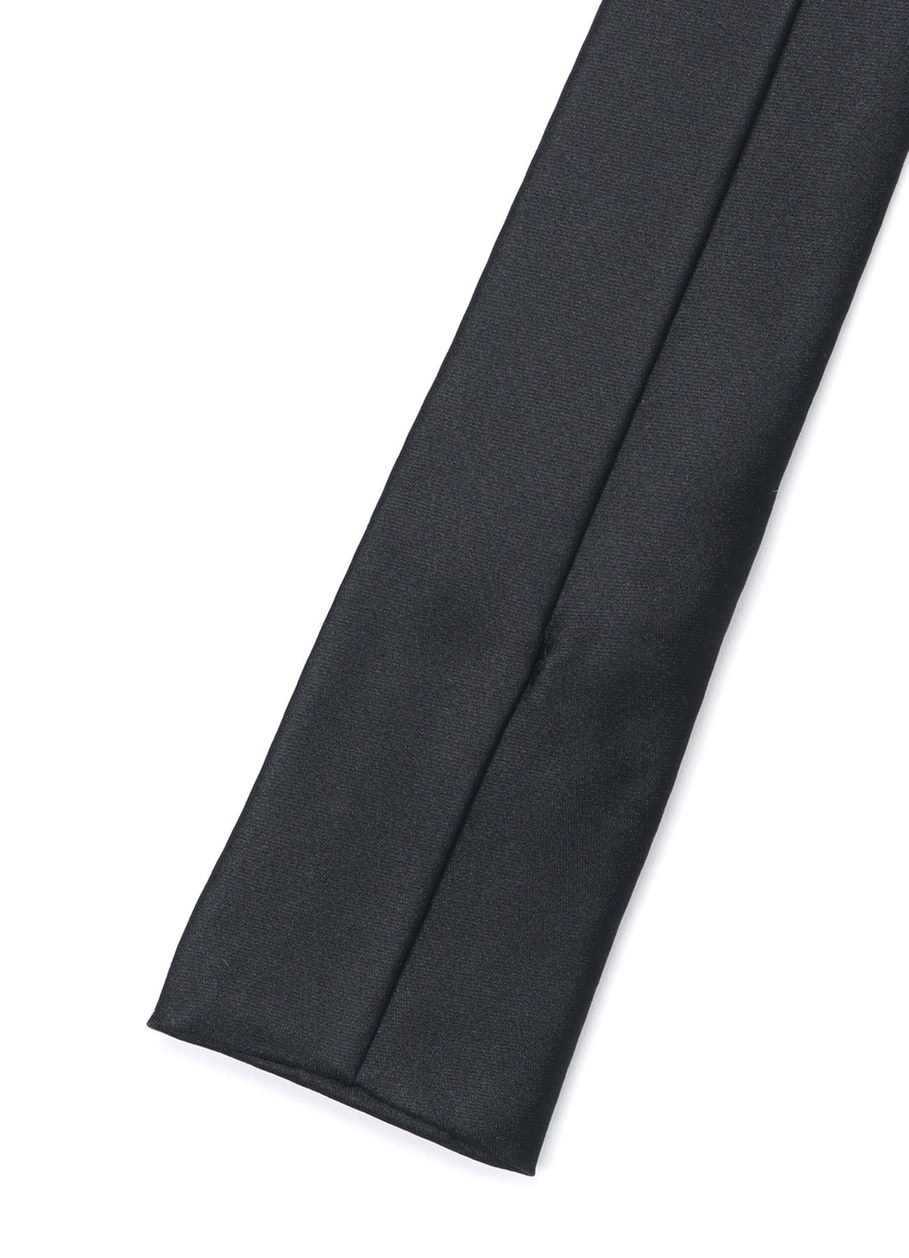 SILK SATIN「BLACK IS MODEST」MESSAGE NARROW SQUARE TIE