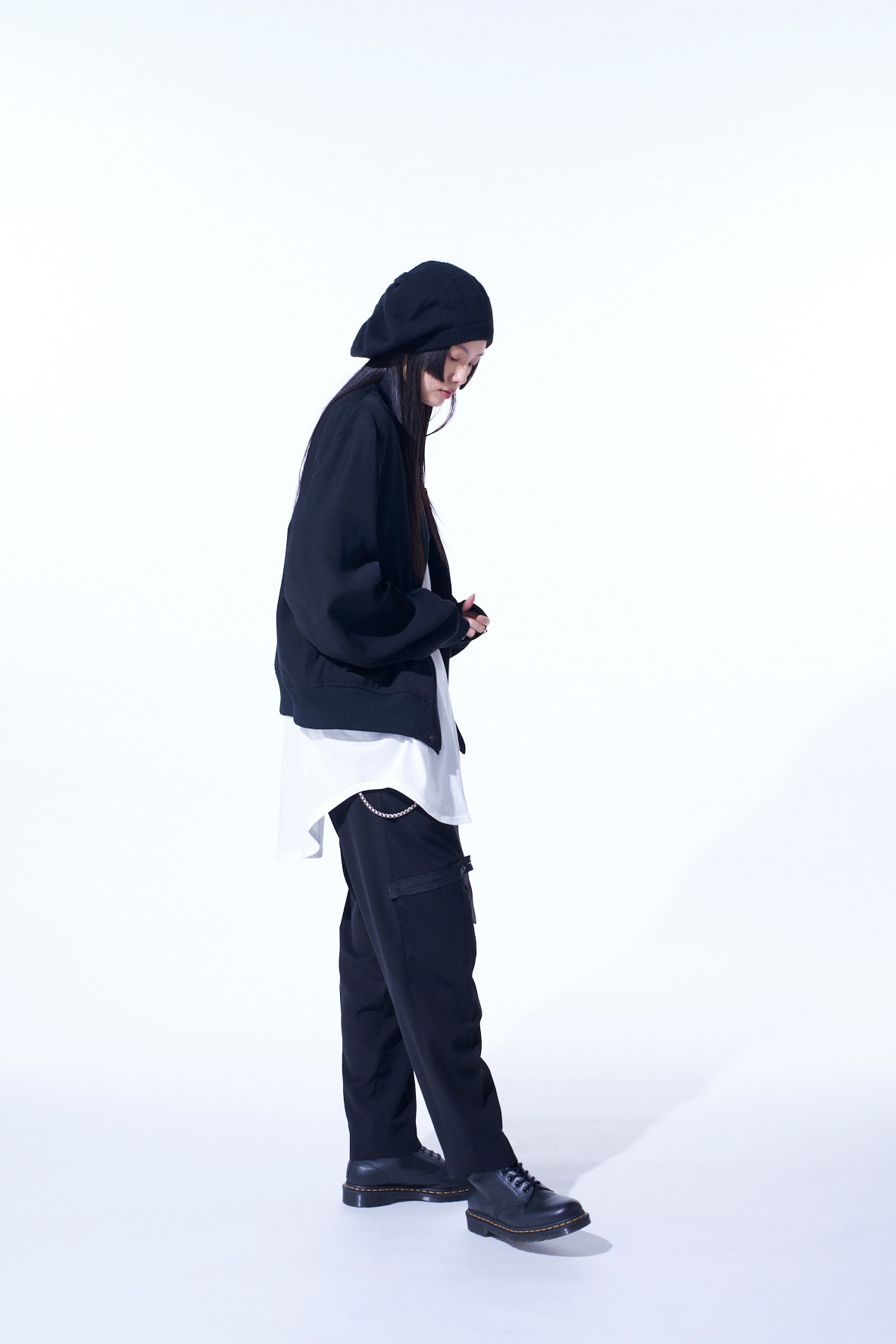 PE/GABARDINE ZIPPER-TAPED SLIM PANTS