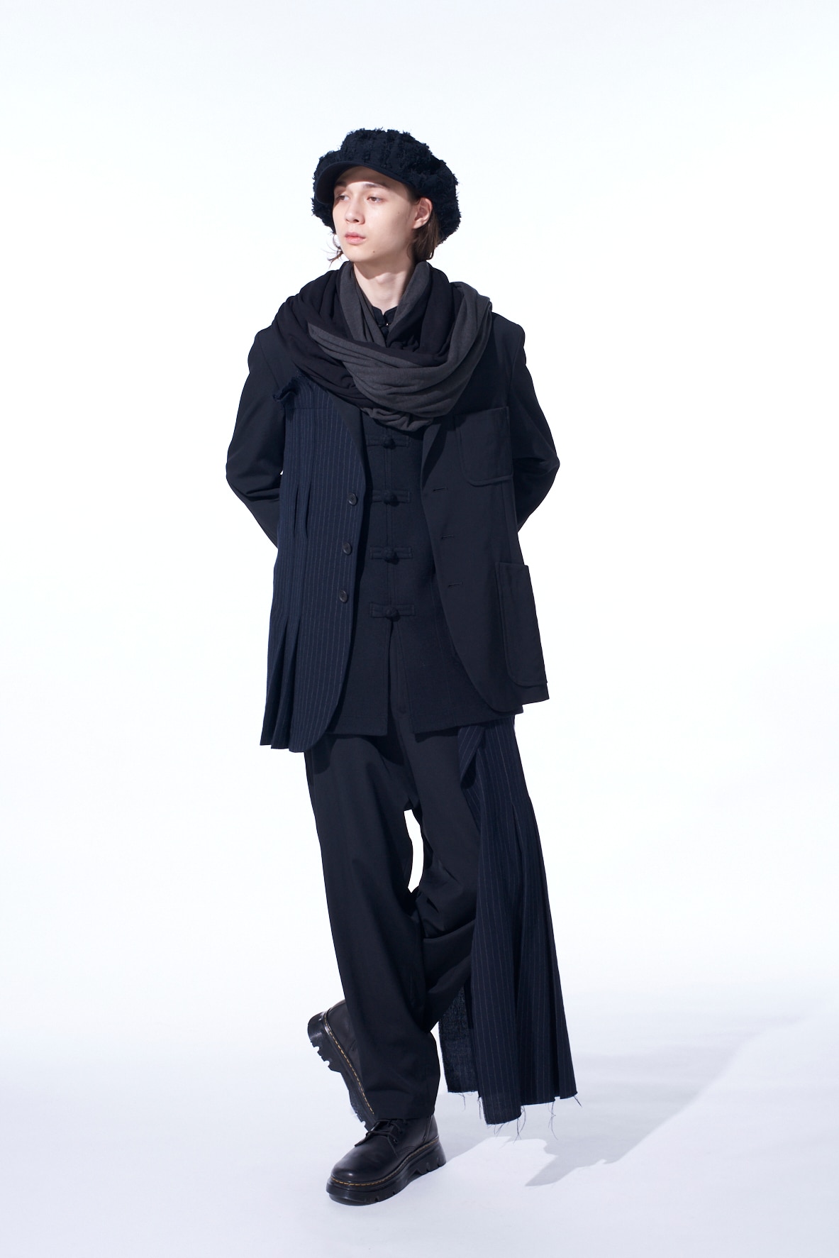 【11/21～11/25 Y's OMOTESANDO 先行販売】WASHER WOOL GABARDINE PLEATED WRAP PANTS