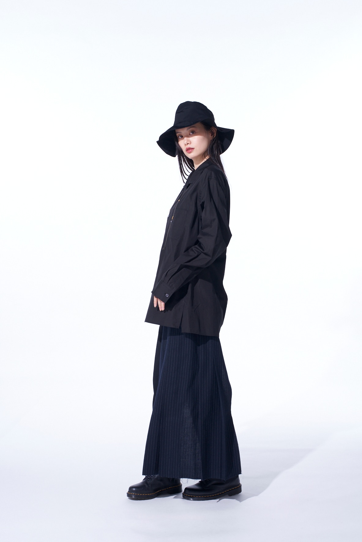 【11/21～11/25 Y's OMOTESANDO 先行販売】WASHER WOOL GABARDINE PLEATED WRAP PANTS