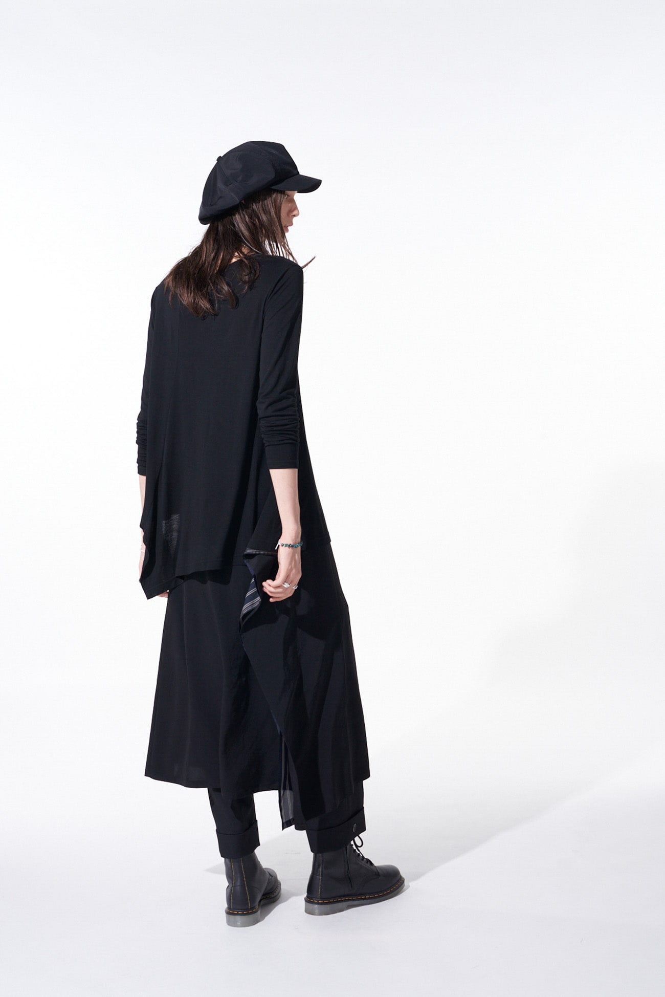 RAYON JERSEY DECONSTRUCTED ASYMMETRICAL LONG-SLEEVED T-SHIRTS