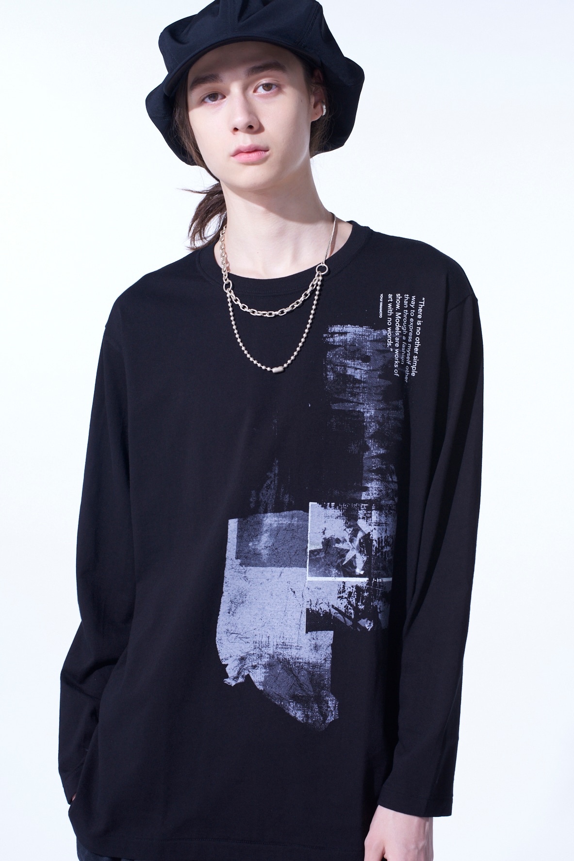 YY MESSAGE COLLAGE WHITE GRAPHIC LONG-SLEEVED T-SHIRT