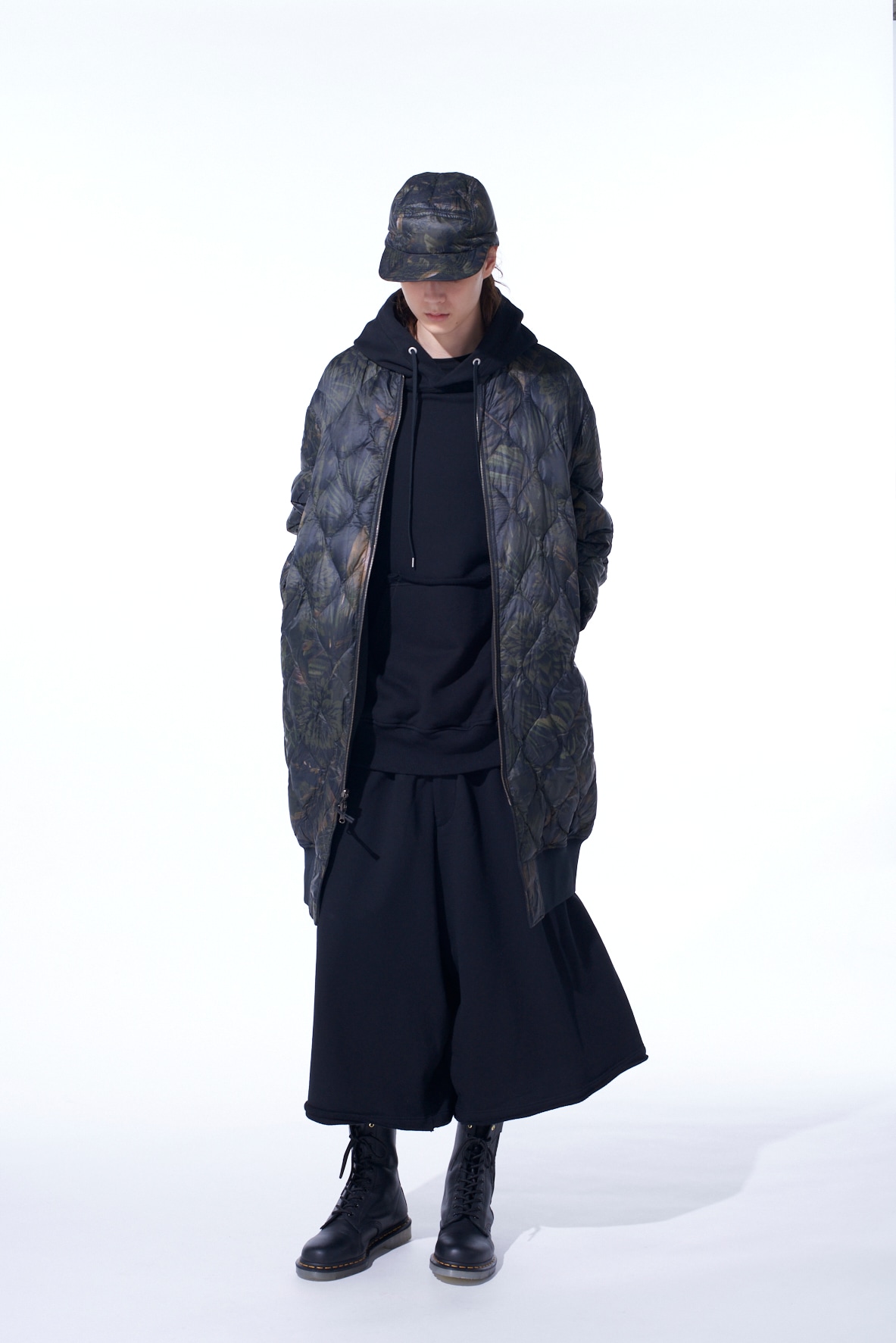 【11/21 12:00 Release】【S'YTE X TAION】DAHLIA CAMOUFLAGE QUILTED DOWN REVERSIBLE LONG MA-1