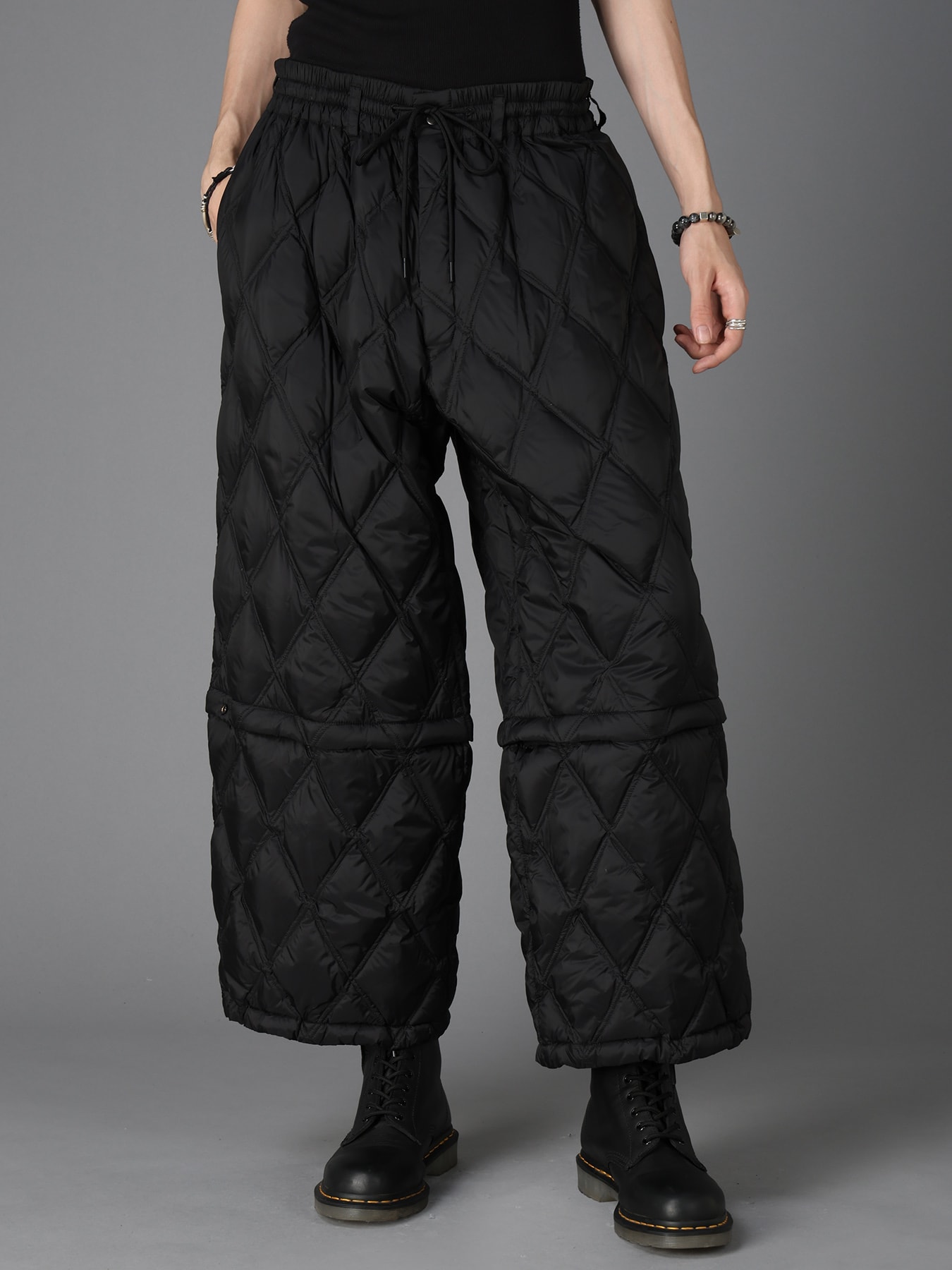 S'YTE X TAION QUILTED DOWN CONVERTIBLE PANTS