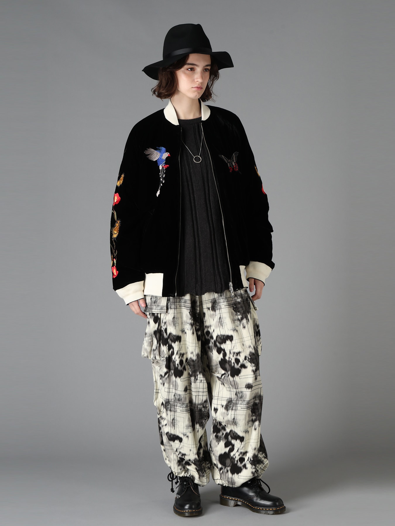 S'YTE X TAION EMBROIDERY REVERSIBLE BOMBER JACKET-S'YTE TOKYO