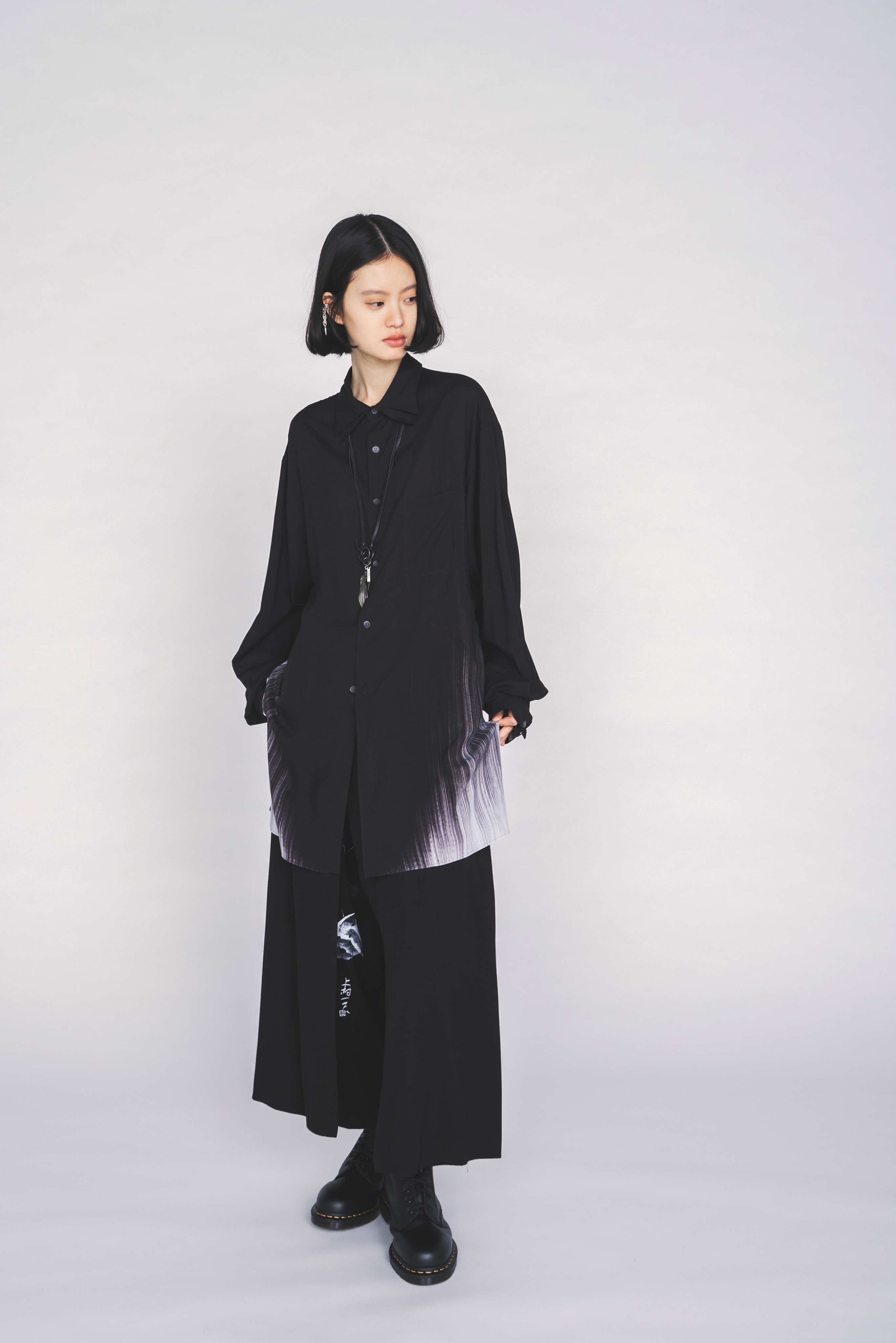 【3/19 12:00 Release】S'YTE X KAZUO KAMIMURA-LADY SNOWBLOOD NARRATIVE PRINT LONG SHIRT