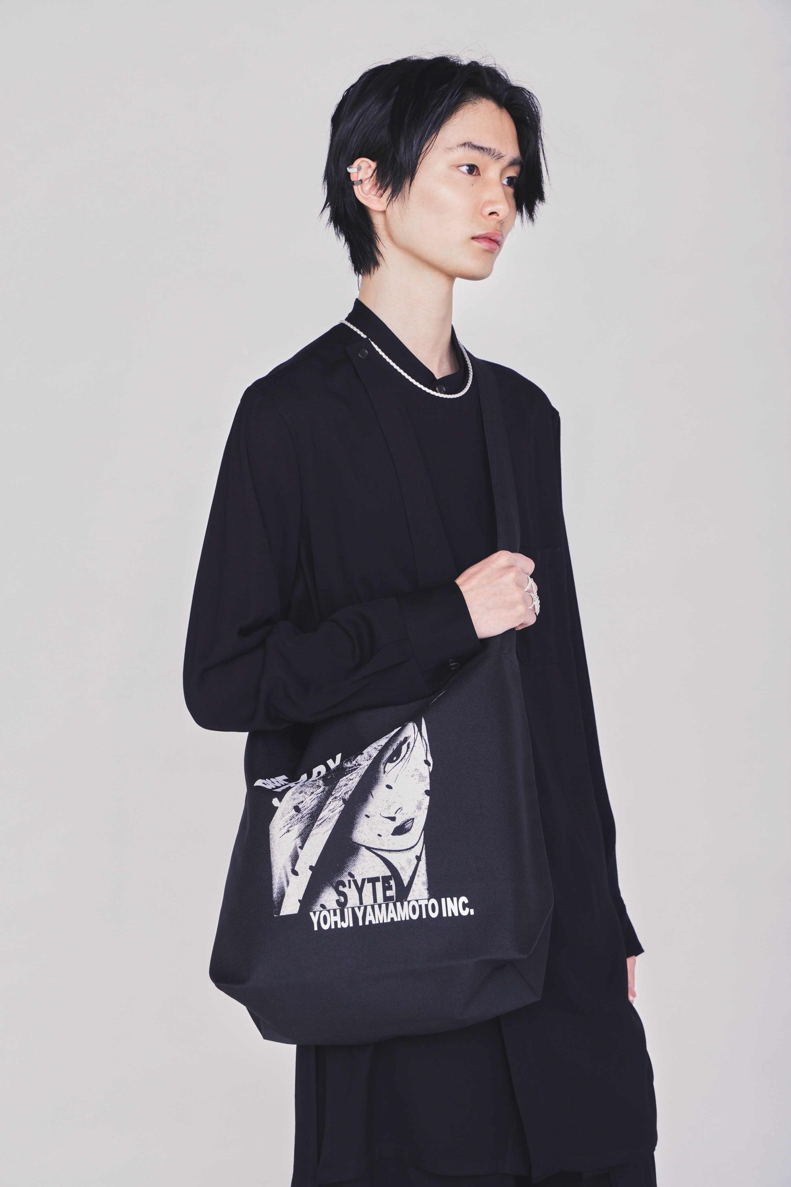 【3/19 12:00 Release】S'YTE X KAZUO KAMIMURA-LADY SNOWBLOOD DOUBLE-SIDED PRINT TOTE BAG