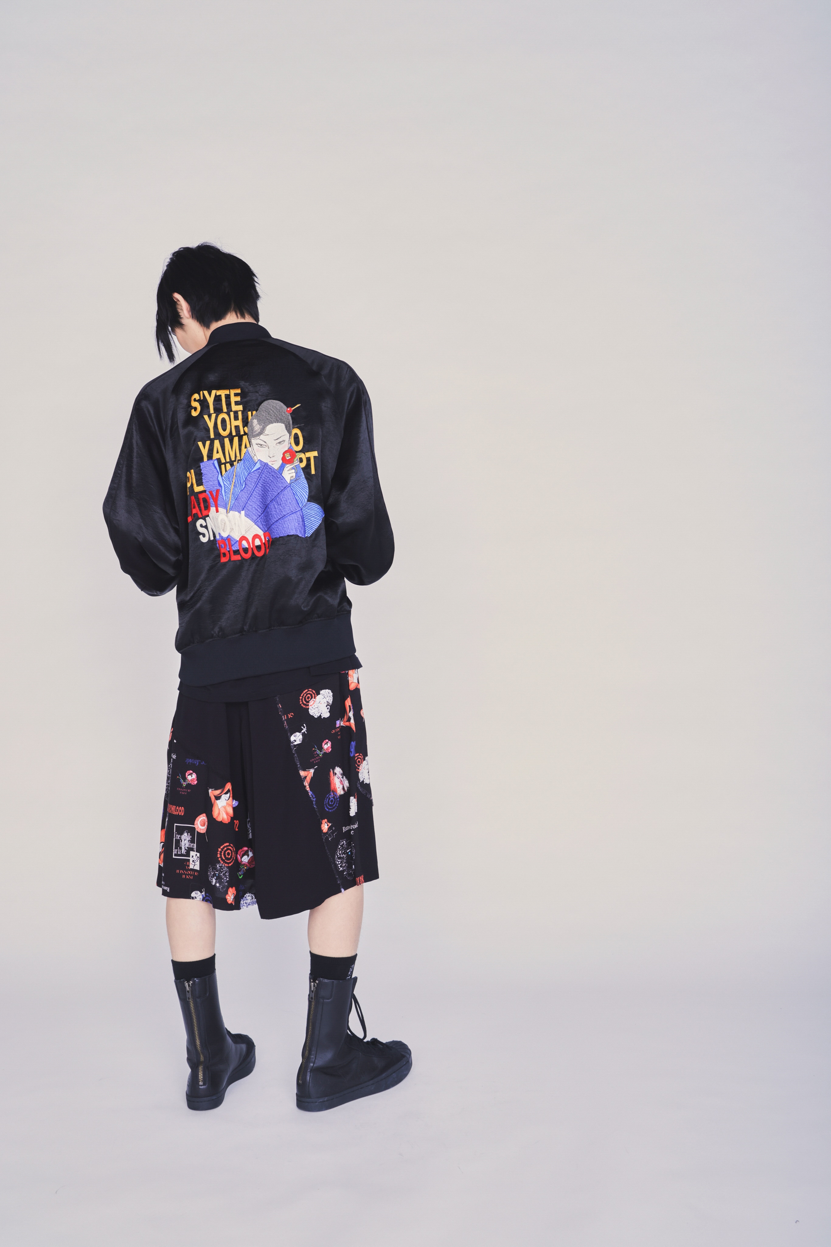 【3/19 12:00 Release】S'YTE X KAZUO KAMIMURA-ICONIC CHARACTER ALL-OVER PRINT SHORT PANTS
