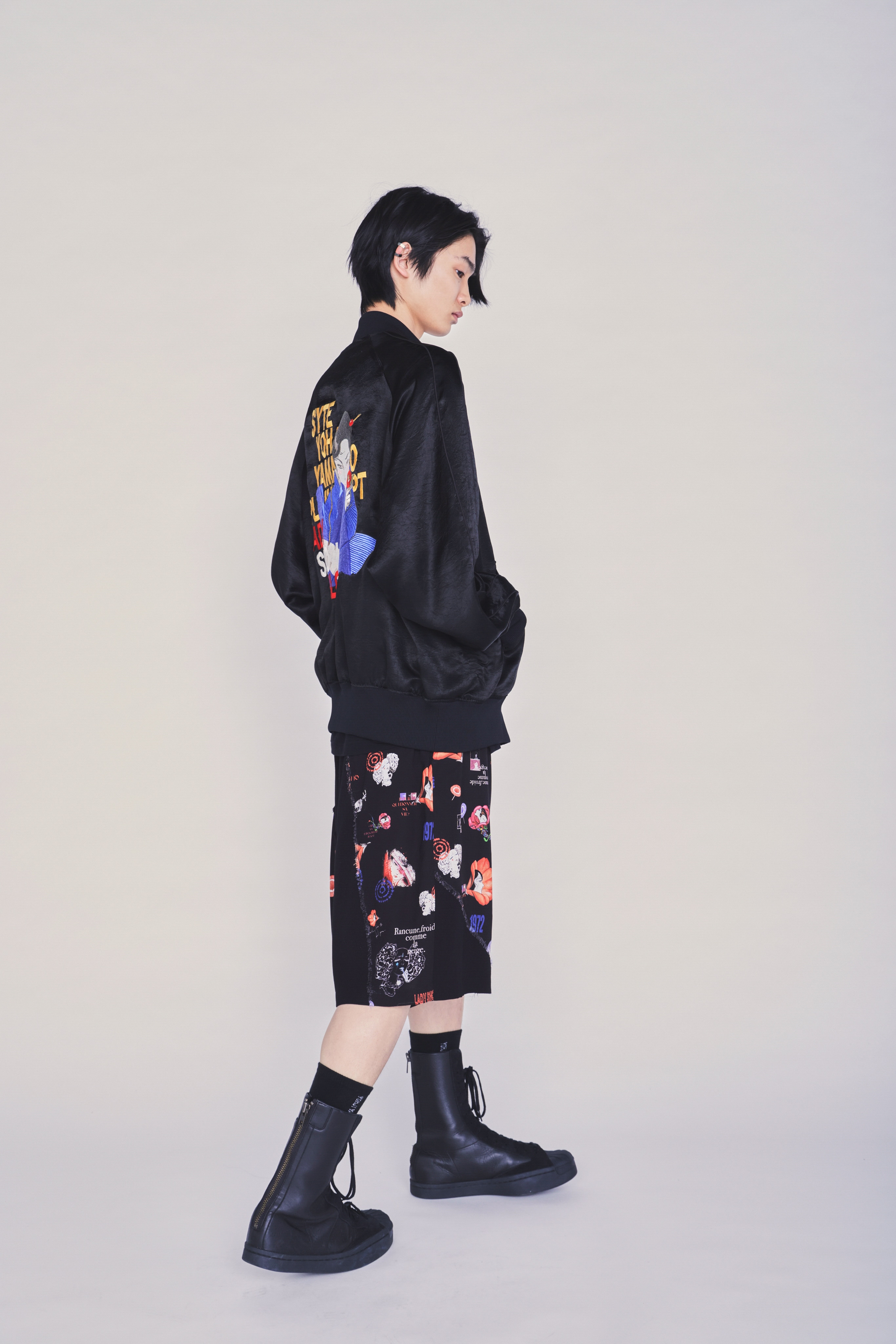 【3/19 12:00 Release】S'YTE X KAZUO KAMIMURA-ICONIC CHARACTER ALL-OVER PRINT SHORT PANTS