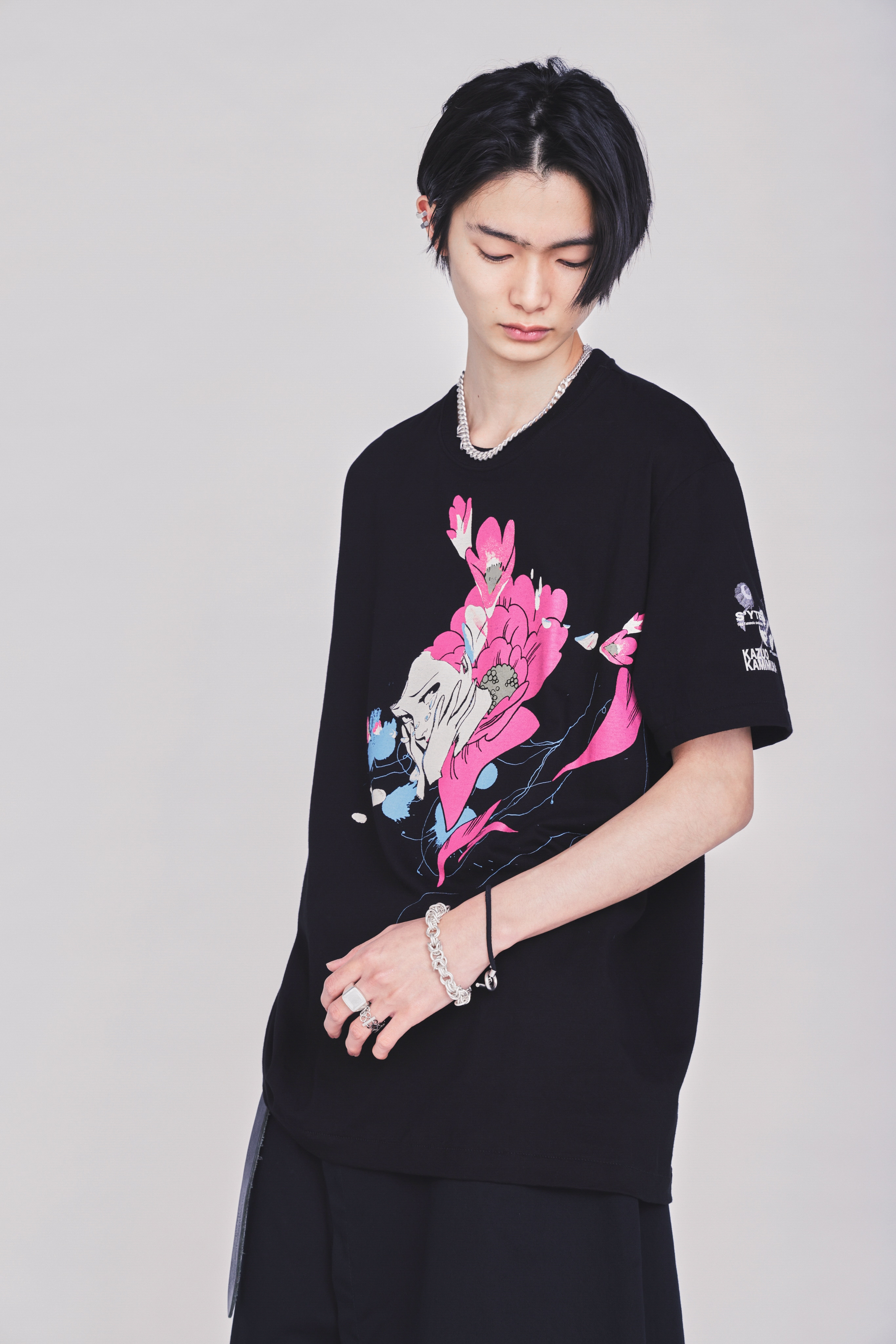 【3/19 12:00 Release】S'YTE X KAZUO KAMIMURA-DOUSEI JIDAI PRINT T-SHIRT
