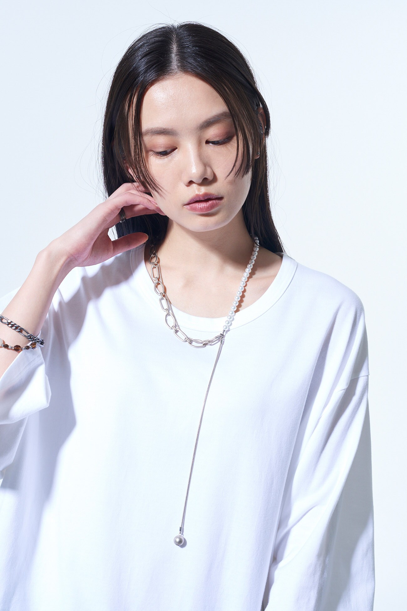 PEARL + CHAIN NECKLACE(FREE SIZE Silver): S'YTE｜THE SHOP YOHJI 